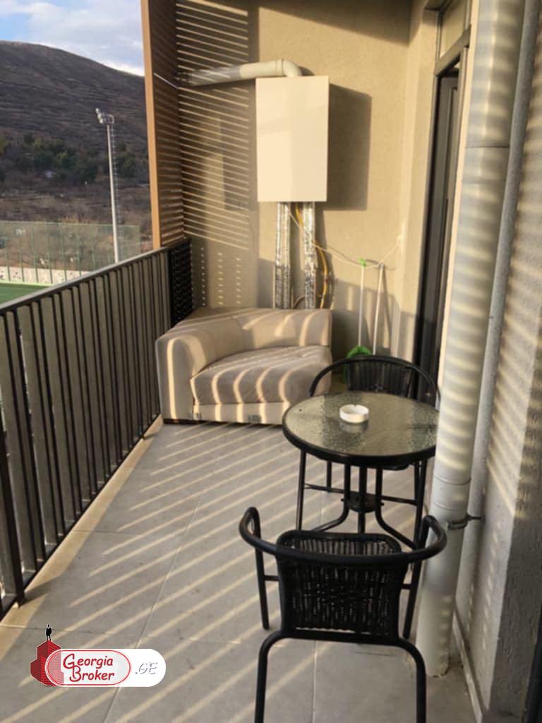 იყიდება ახალი გარემონტებული 2 ოთახიანი ბინა