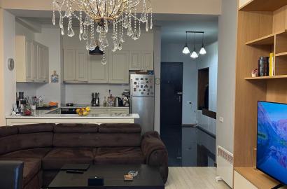 იყიდება ახალი გარემონტებული 2 ოთახიანი ბინა