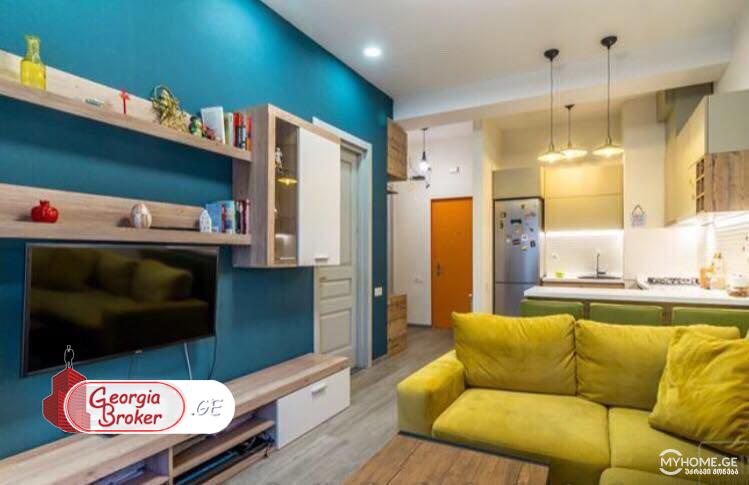 nearly repaired 2-room apartment for sale