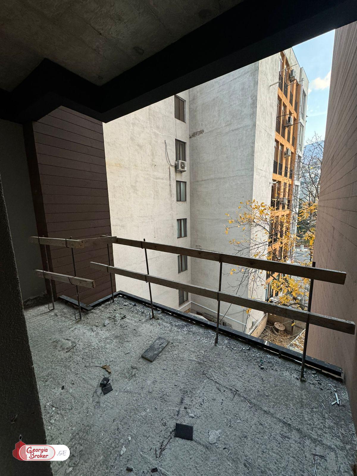 nearly repaired 3-room apartment for sale