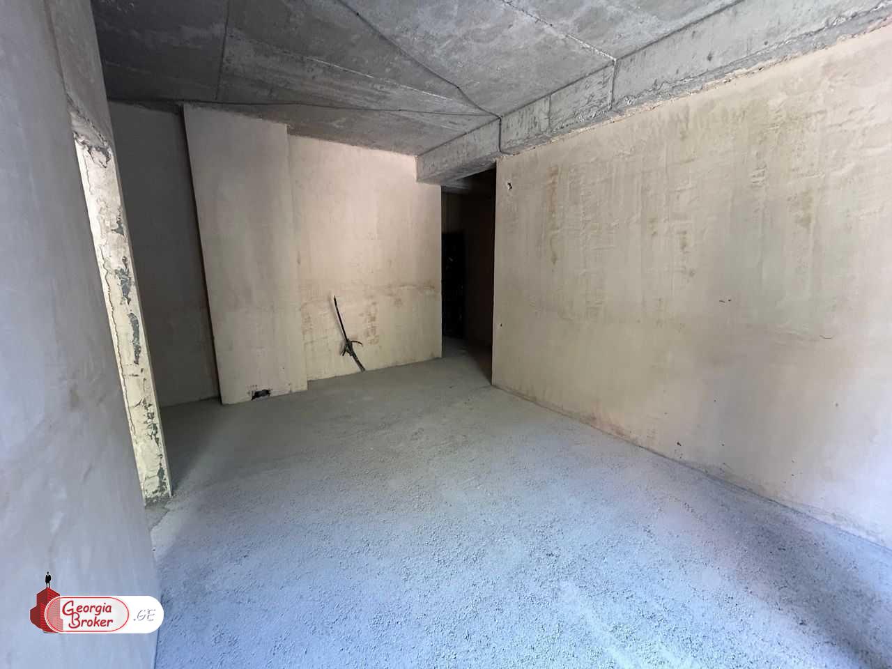 nearly repaired 2-room apartment for sale