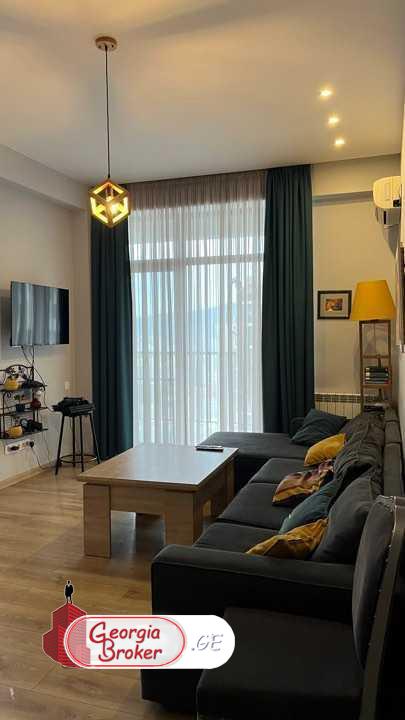 იყიდება ახალი გარემონტებული 4 ოთახიანი ბინა