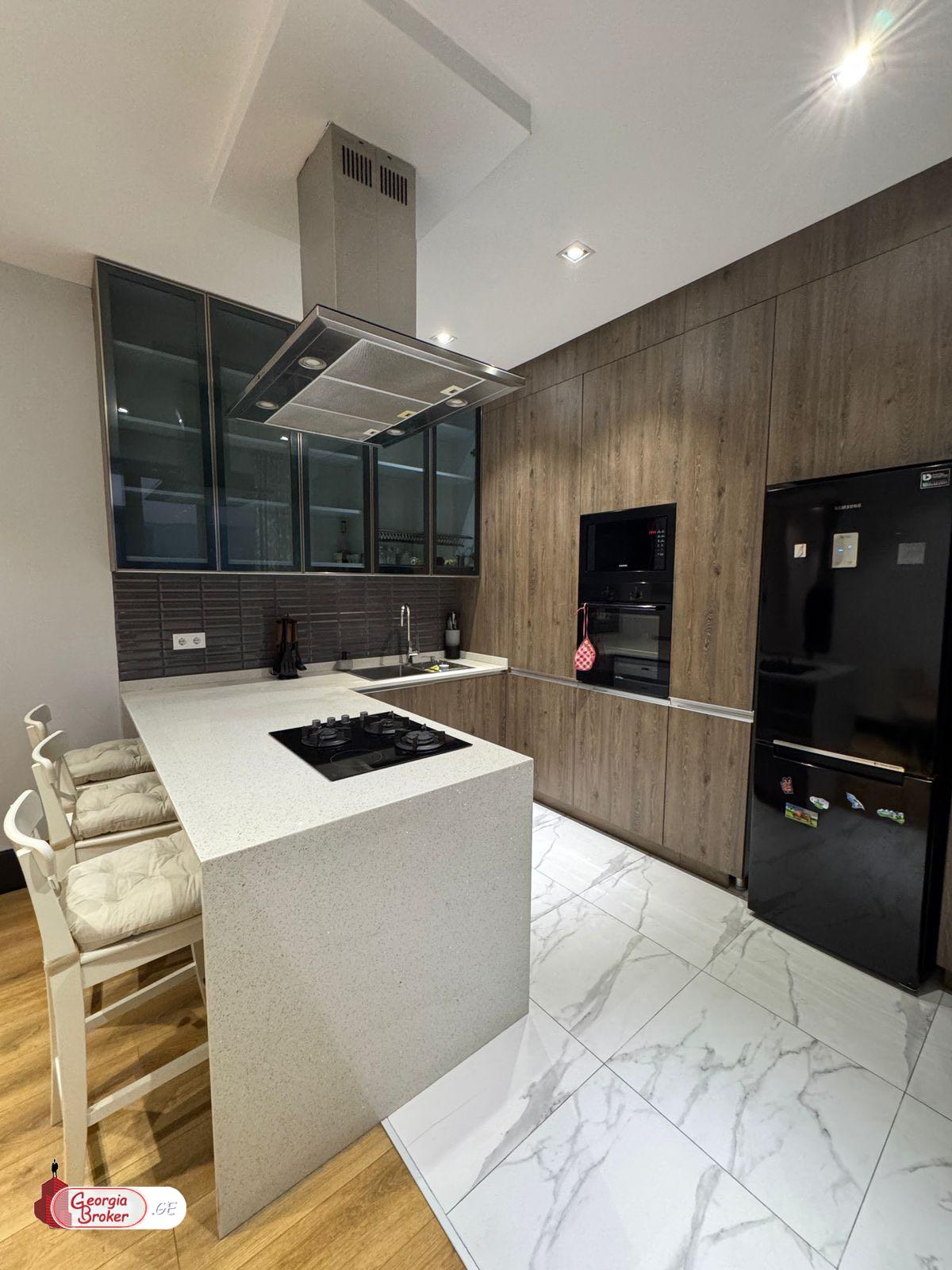 nearly repaired 5-room apartment for sale