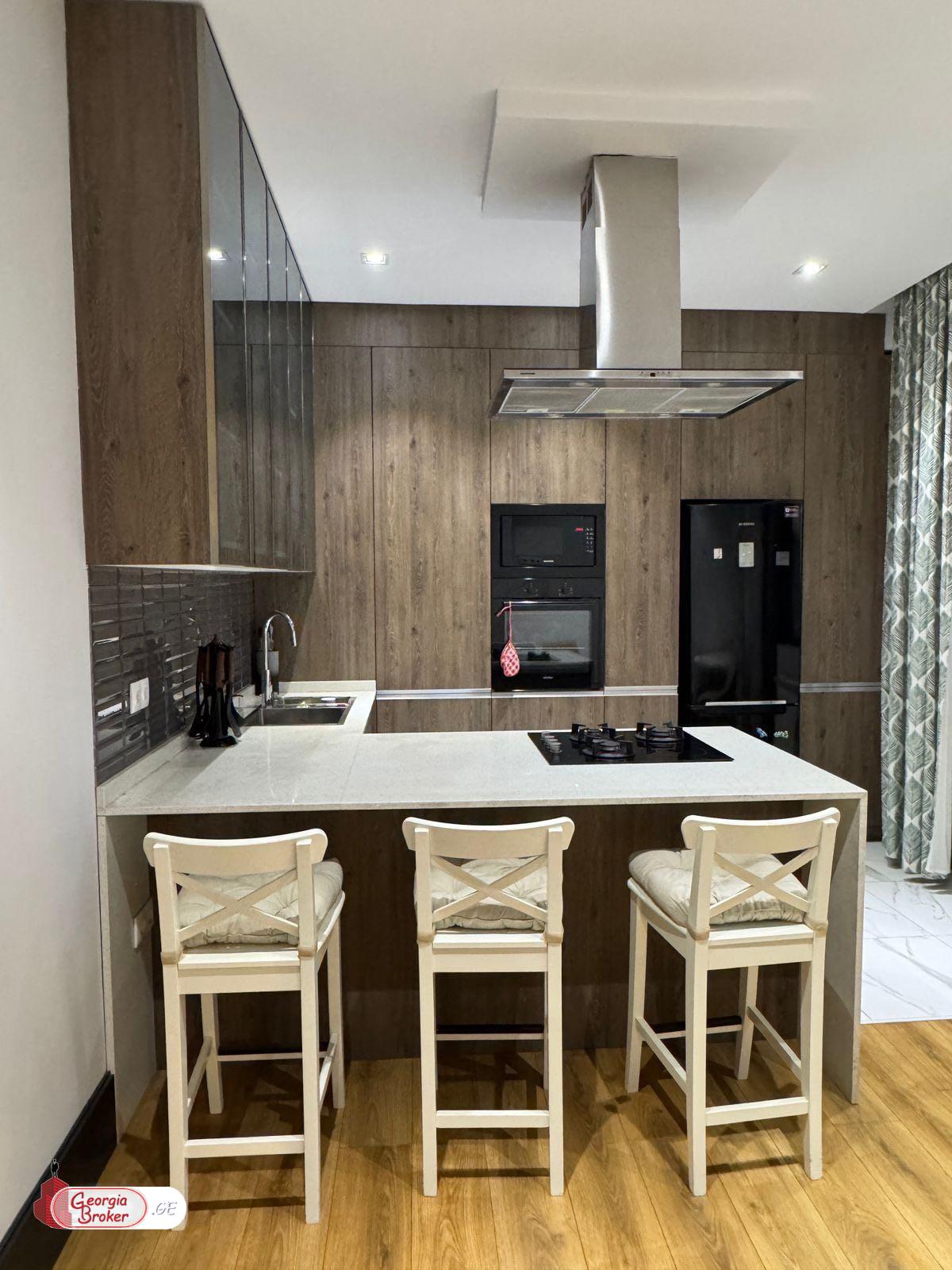 nearly repaired 5-room apartment for sale