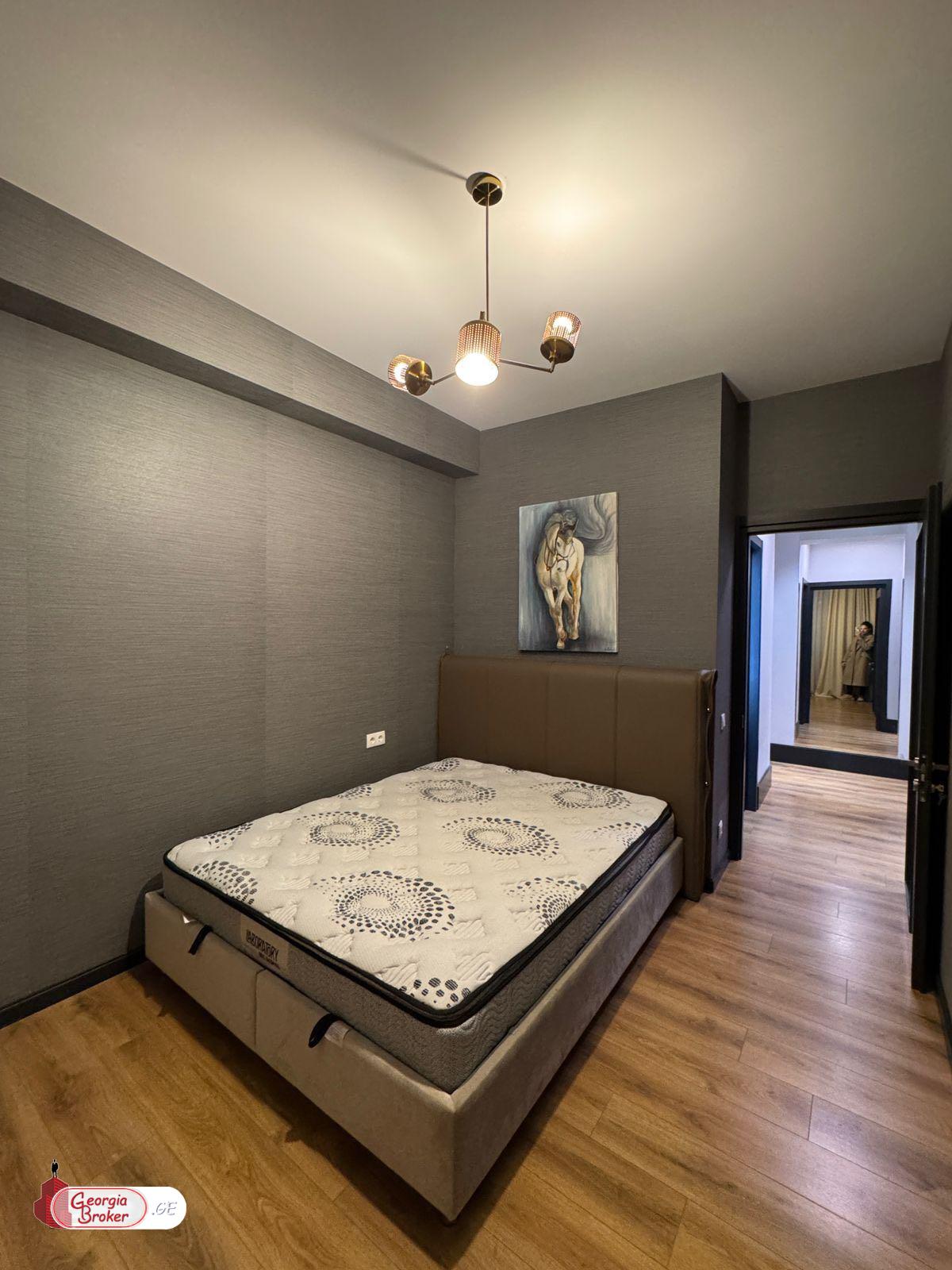 nearly repaired 5-room apartment for sale