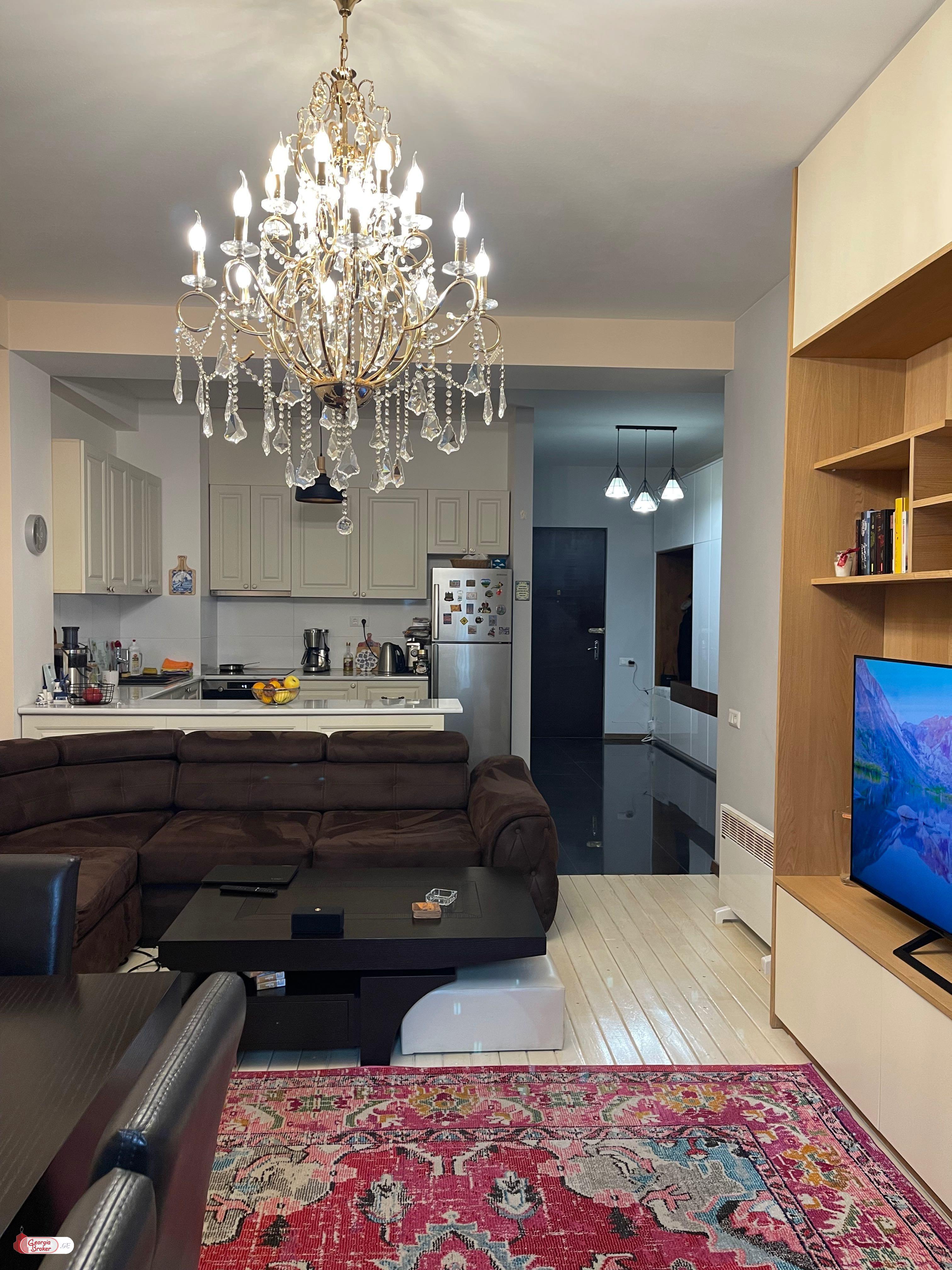 продается квартира с новым ремонтом 2-комнаты