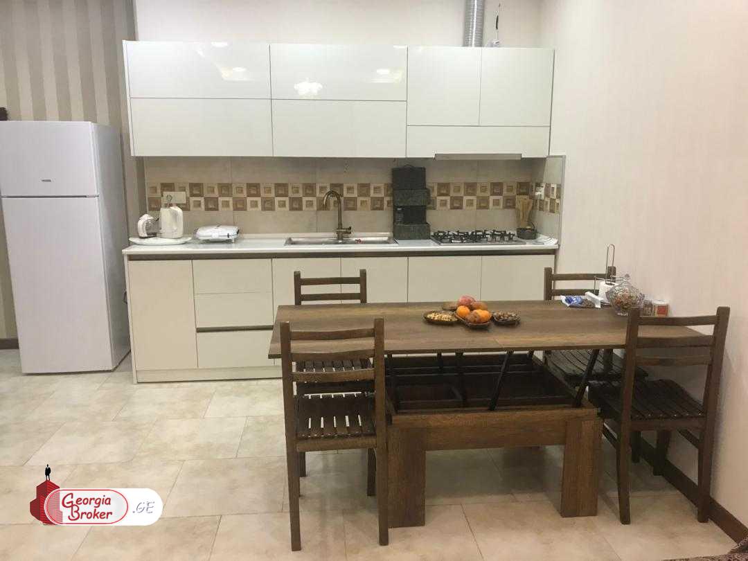 იყიდება ახალი გარემონტებული 2 ოთახიანი ბინა