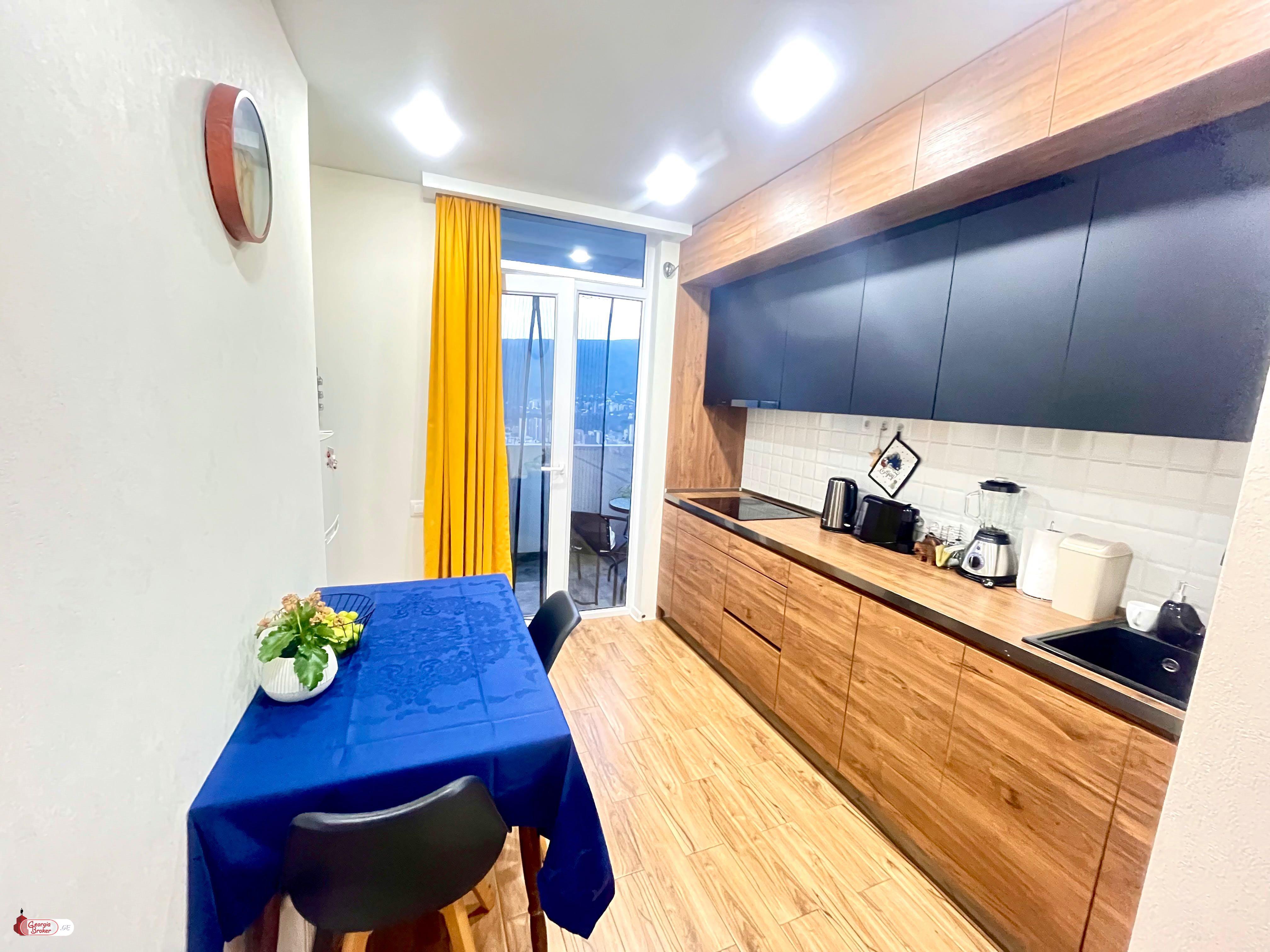 nearly repaired 3-room apartment for sale