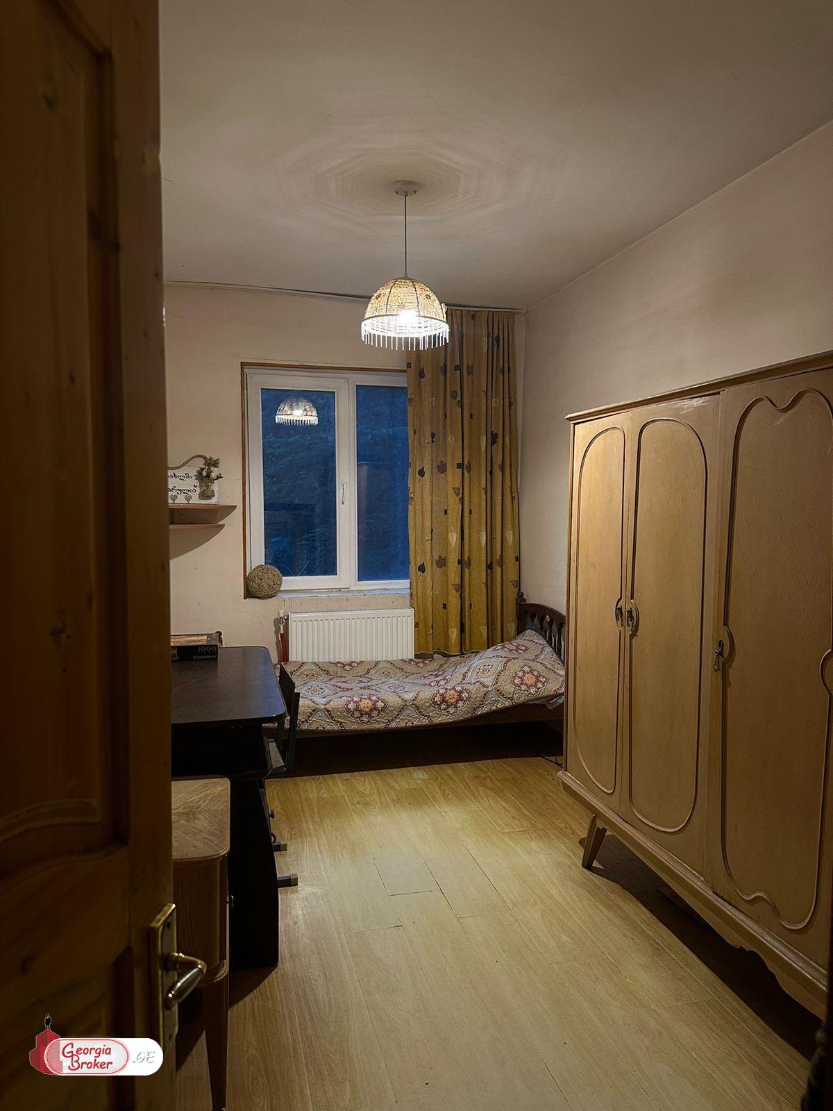 nearly repaired 5-room apartment for sale