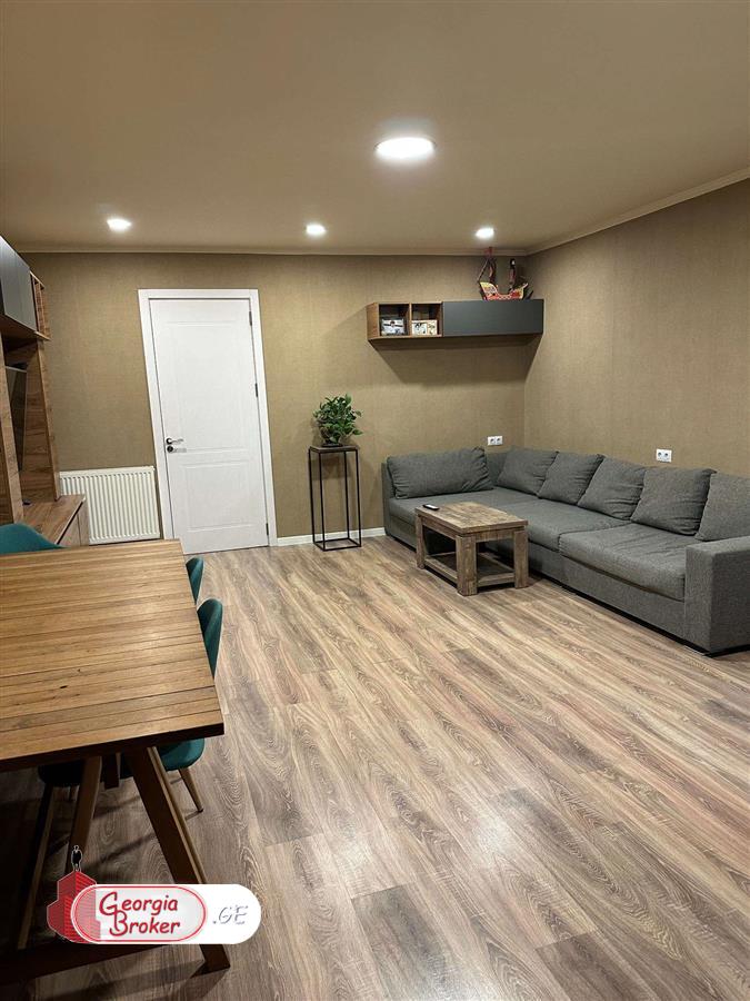 nearly repaired 5-room apartment for sale