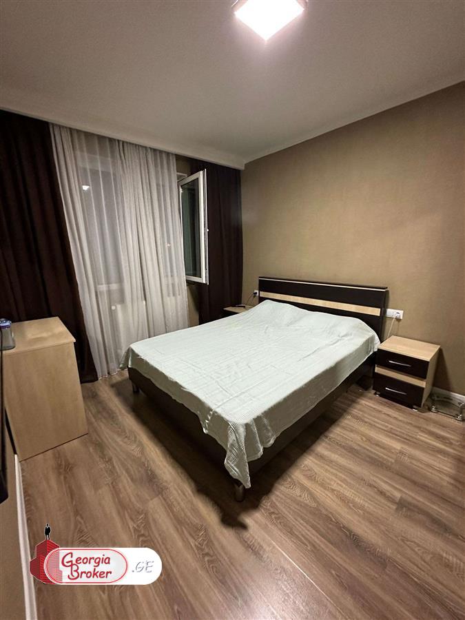 nearly repaired 5-room apartment for sale