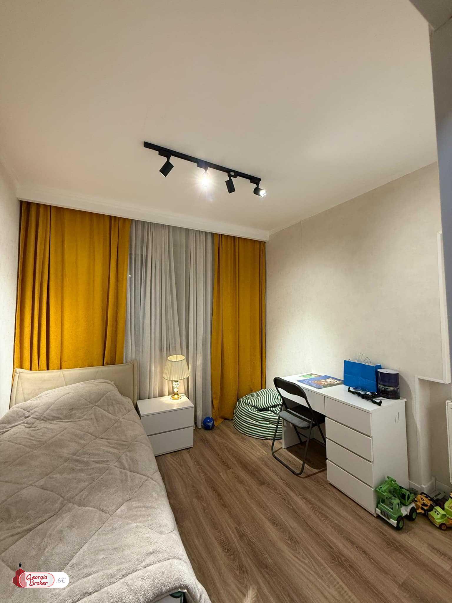 nearly repaired 5-room apartment for sale