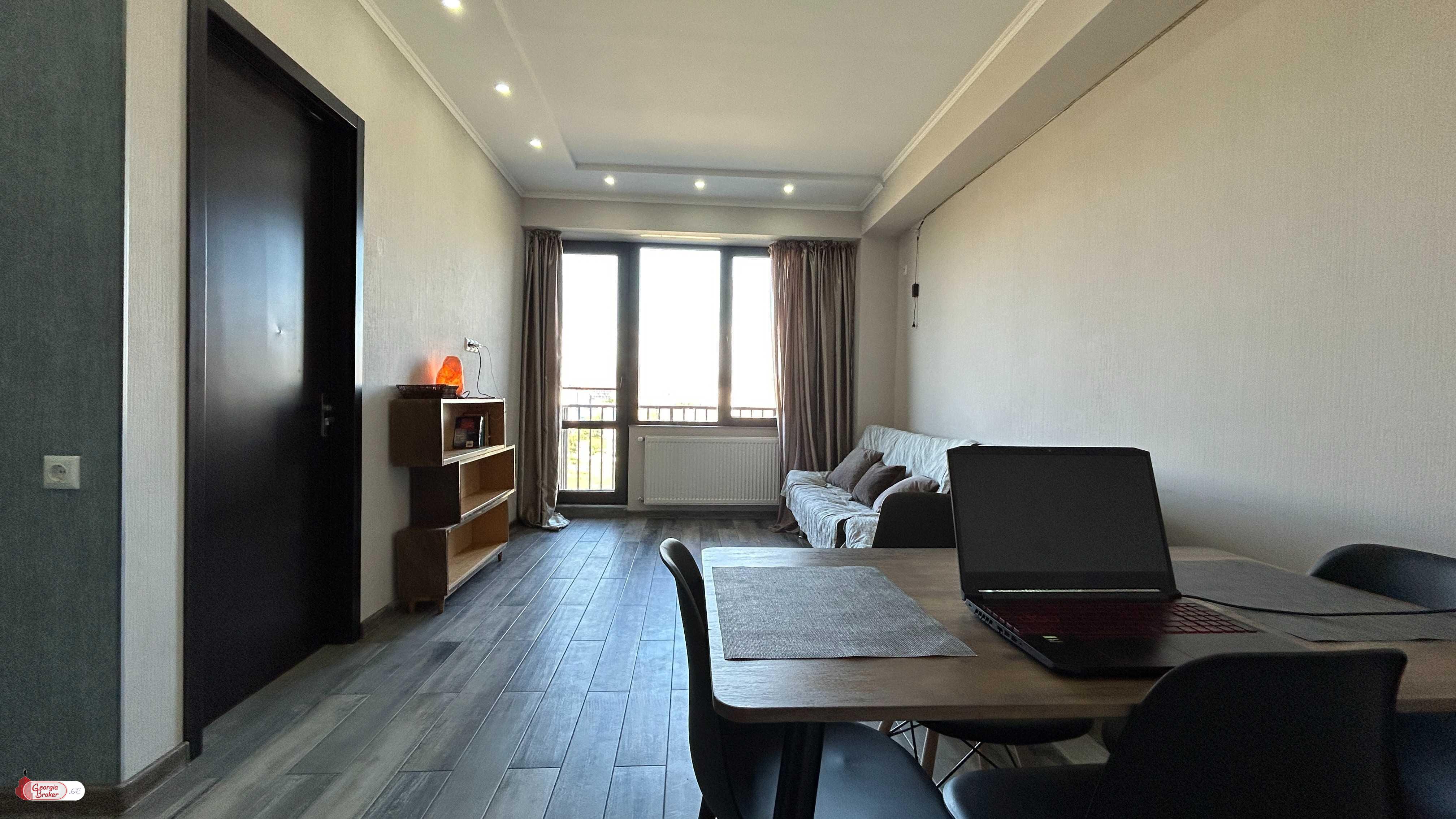 nearly repaired 2-room apartment for sale