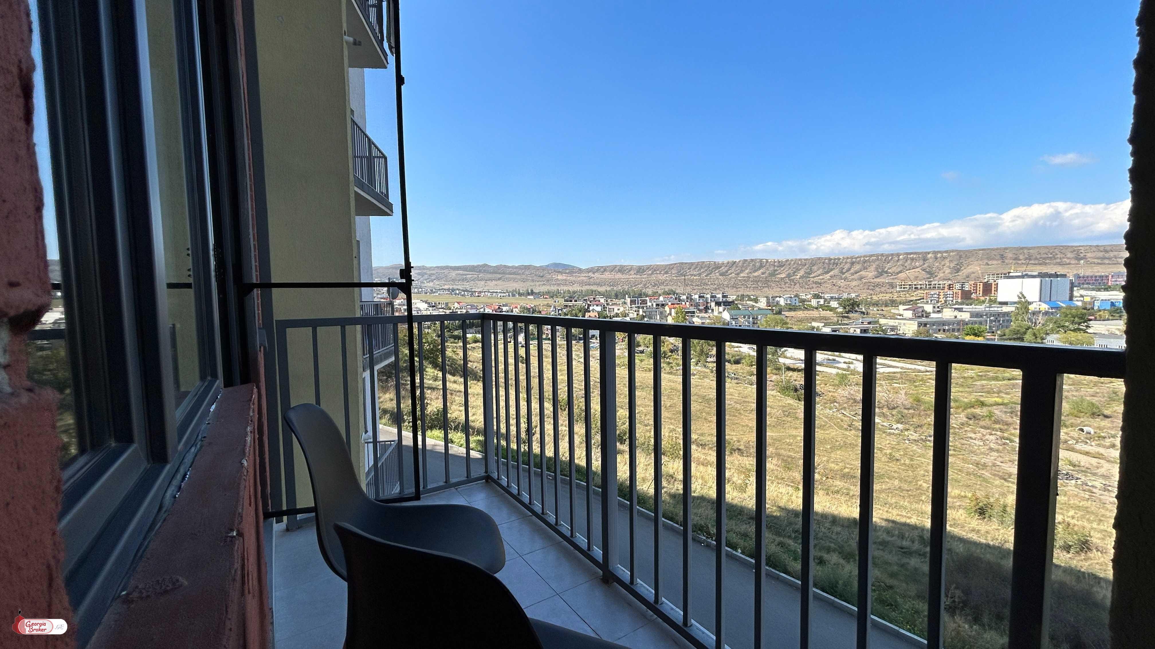 nearly repaired 2-room apartment for sale