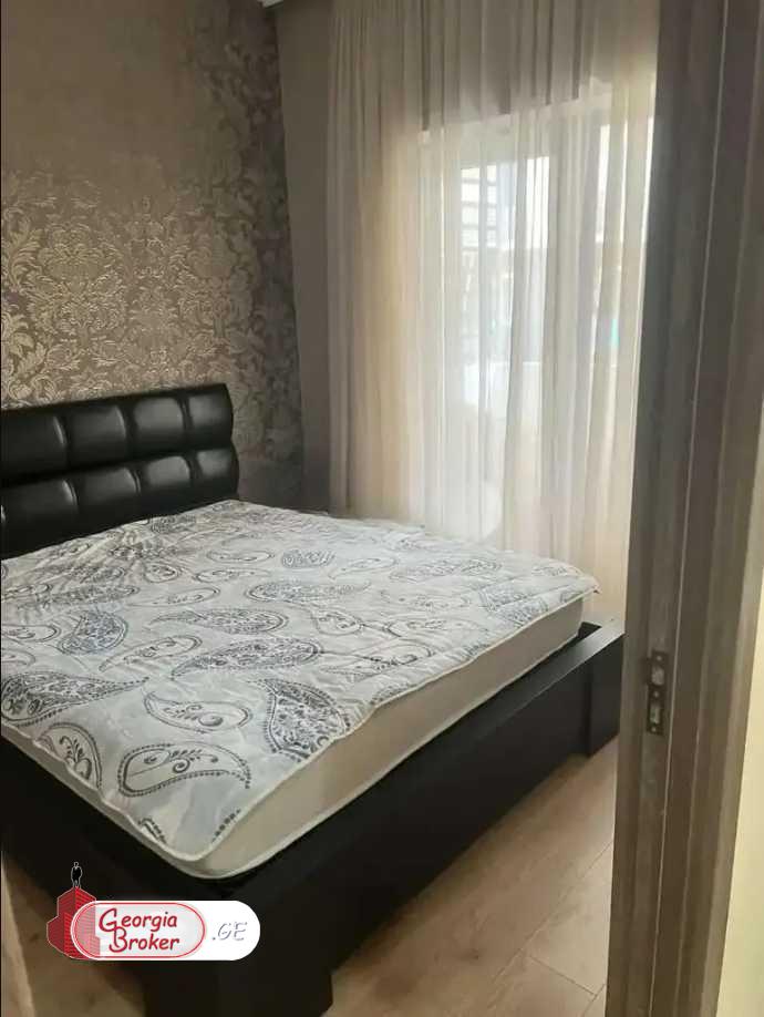 იყიდება ახალი გარემონტებული 3 ოთახიანი ბინა