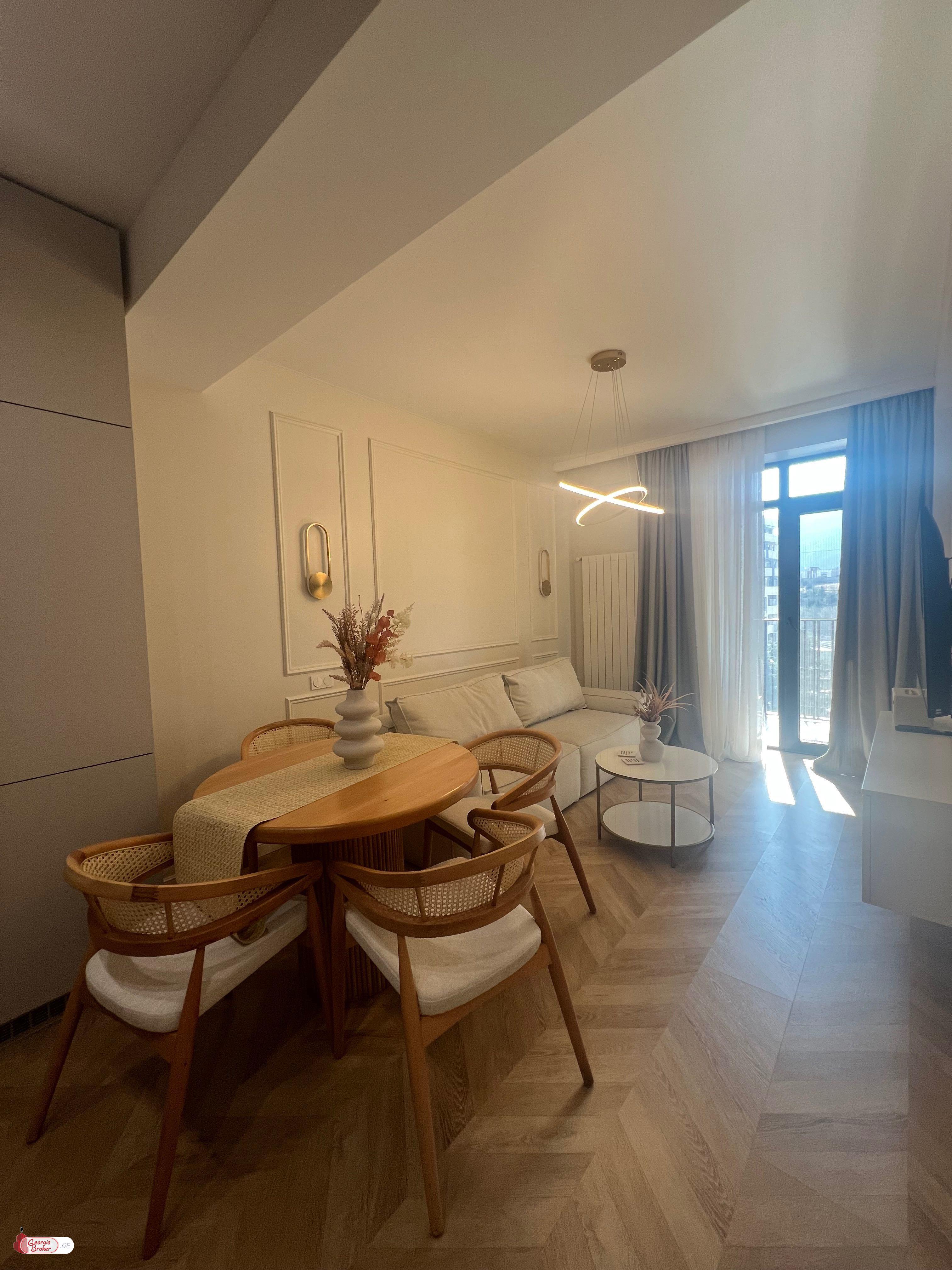 nearly repaired 3-room apartment for sale