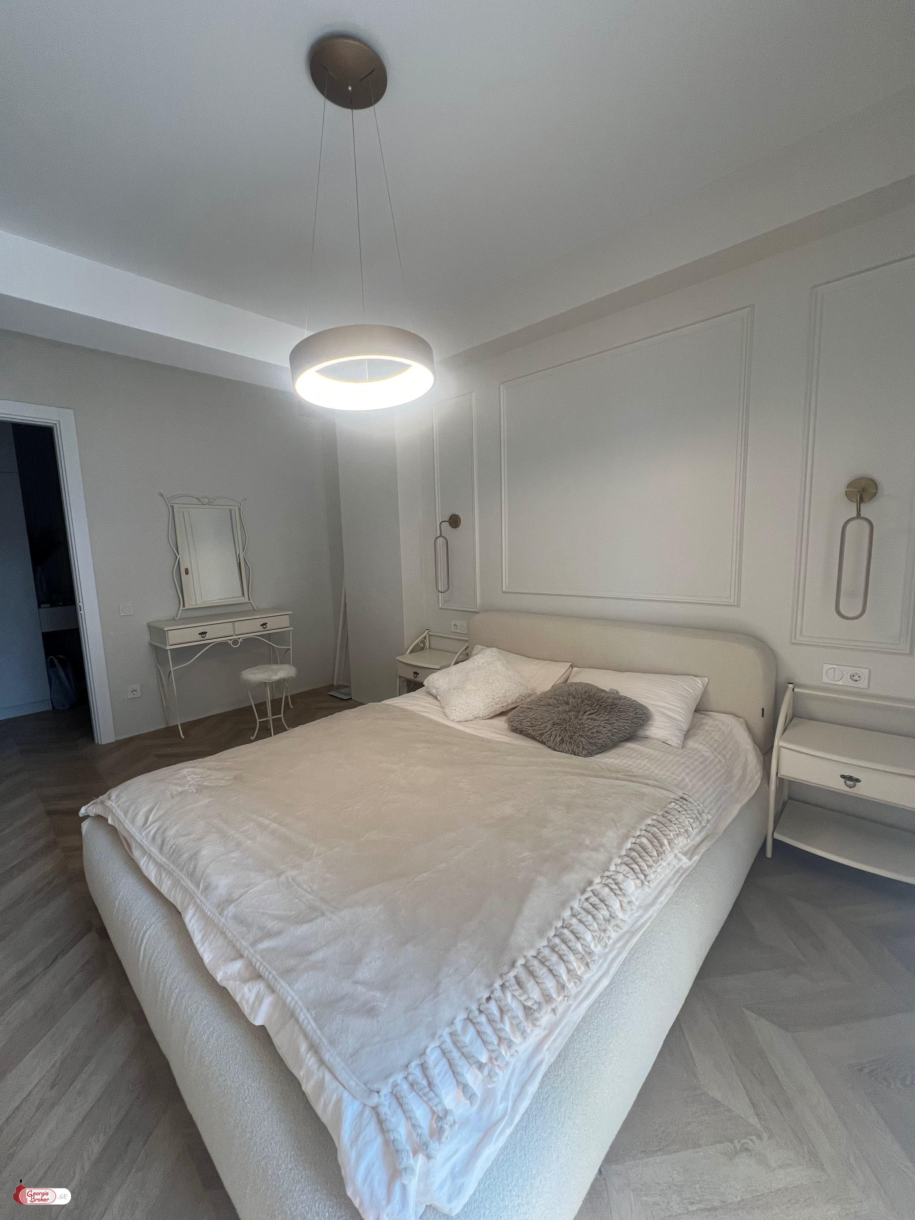 nearly repaired 3-room apartment for sale