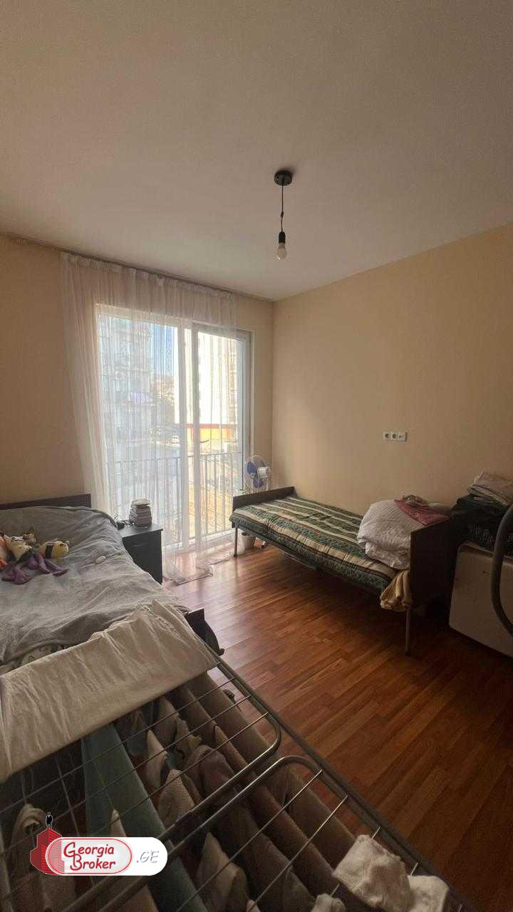 nearly repaired 2-room apartment for sale