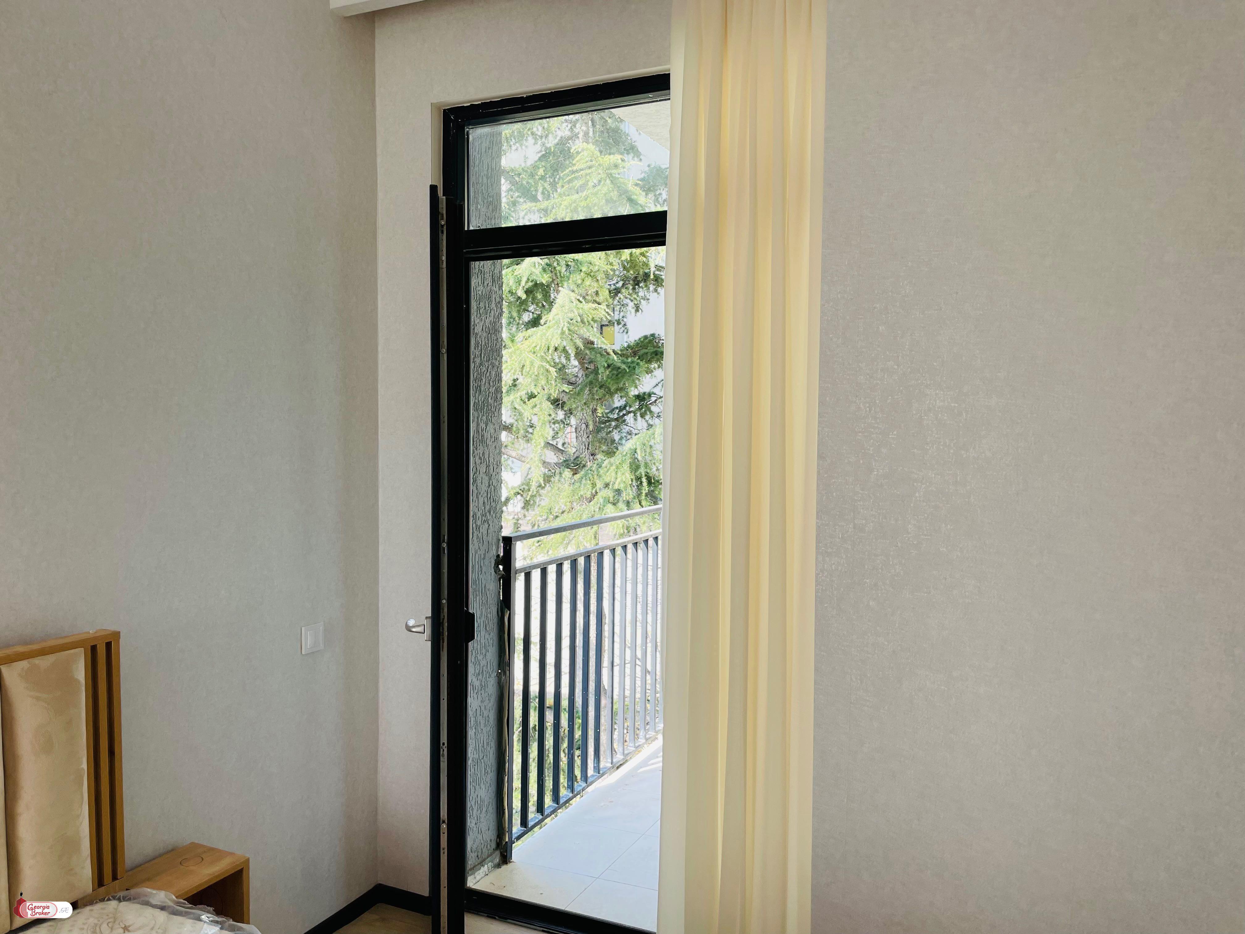 nearly repaired 3-room apartment for sale