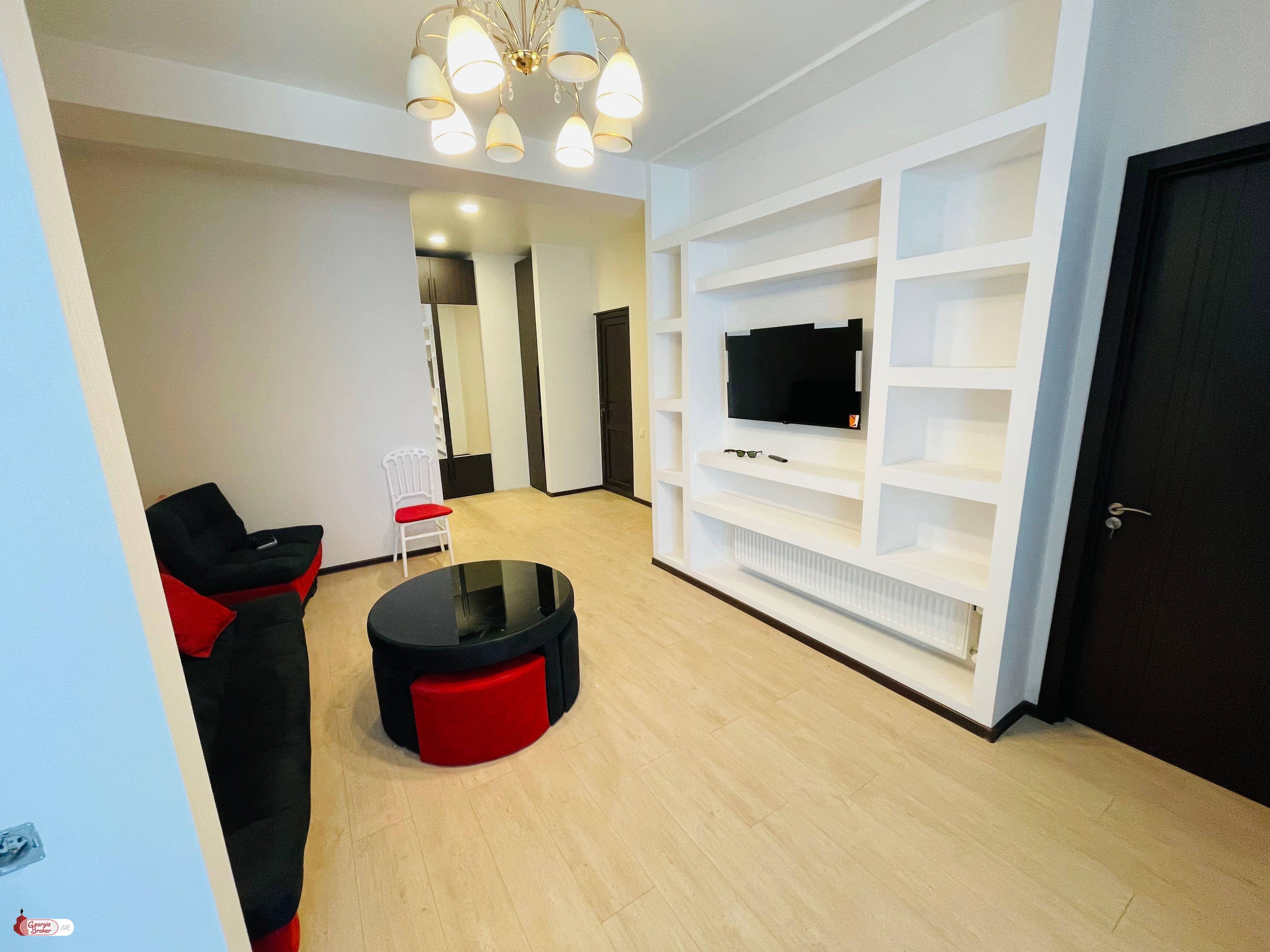 nearly repaired 3-room apartment for sale