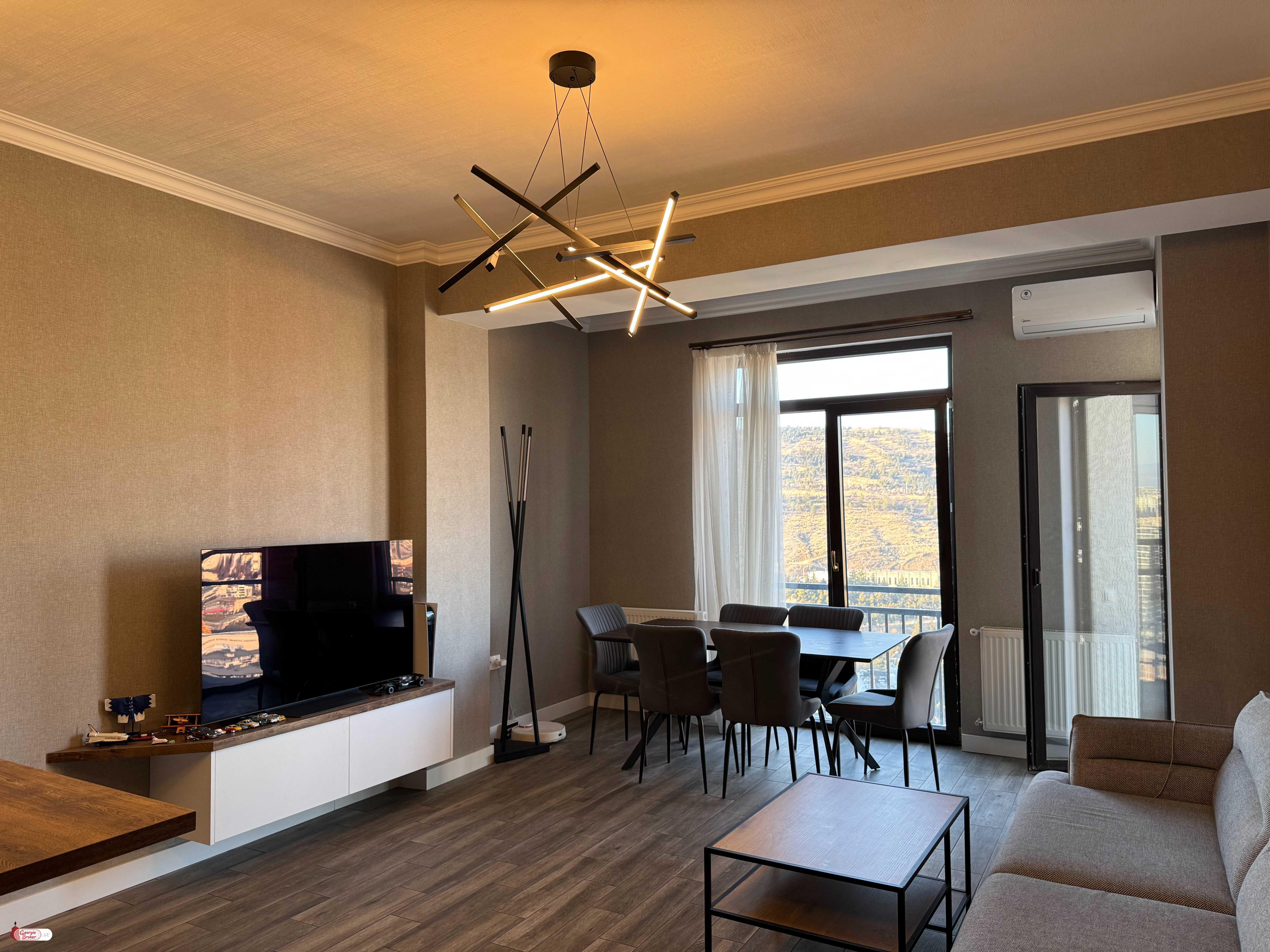 nearly repaired 2-room apartment for sale