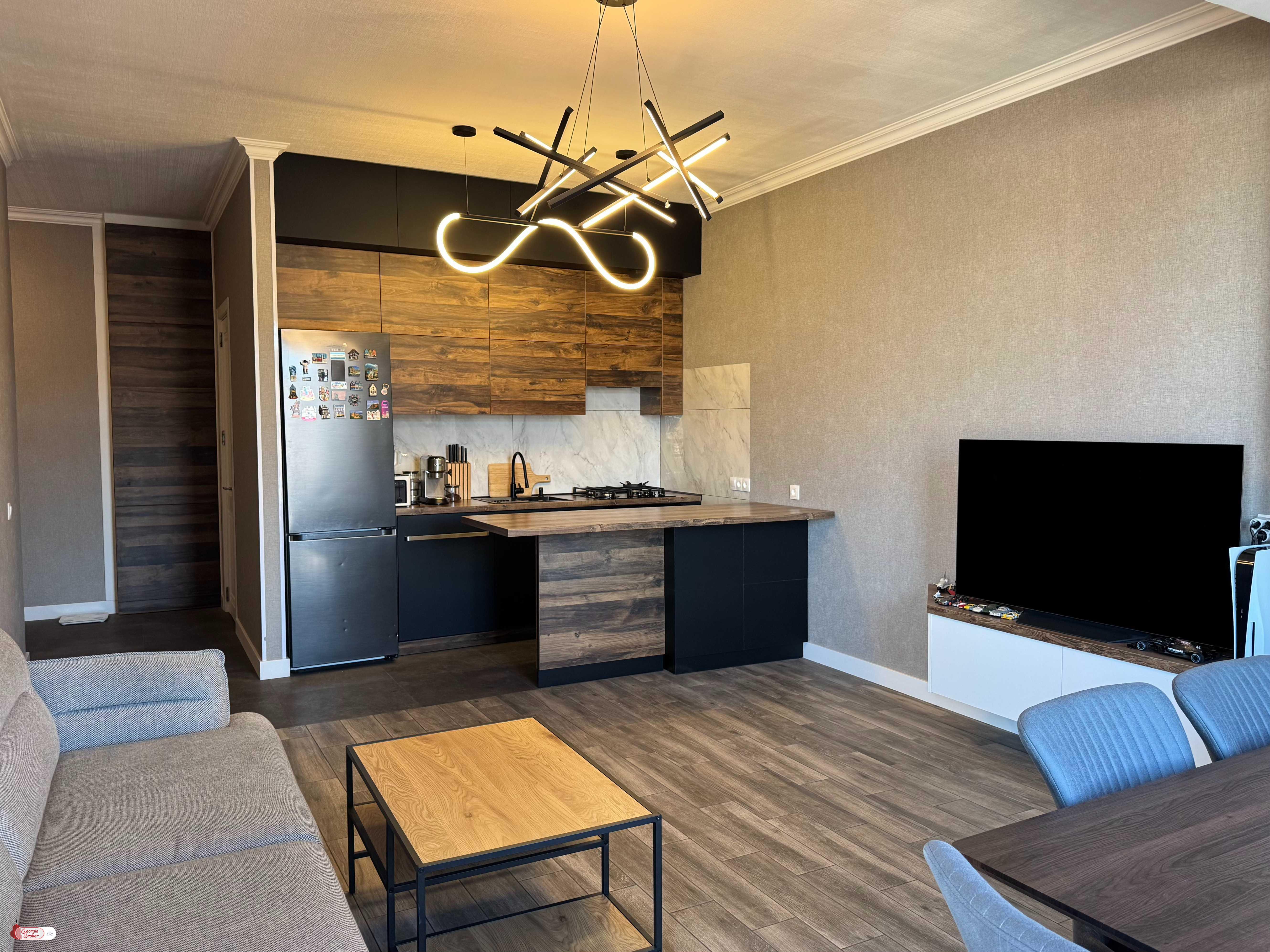 nearly repaired 2-room apartment for sale