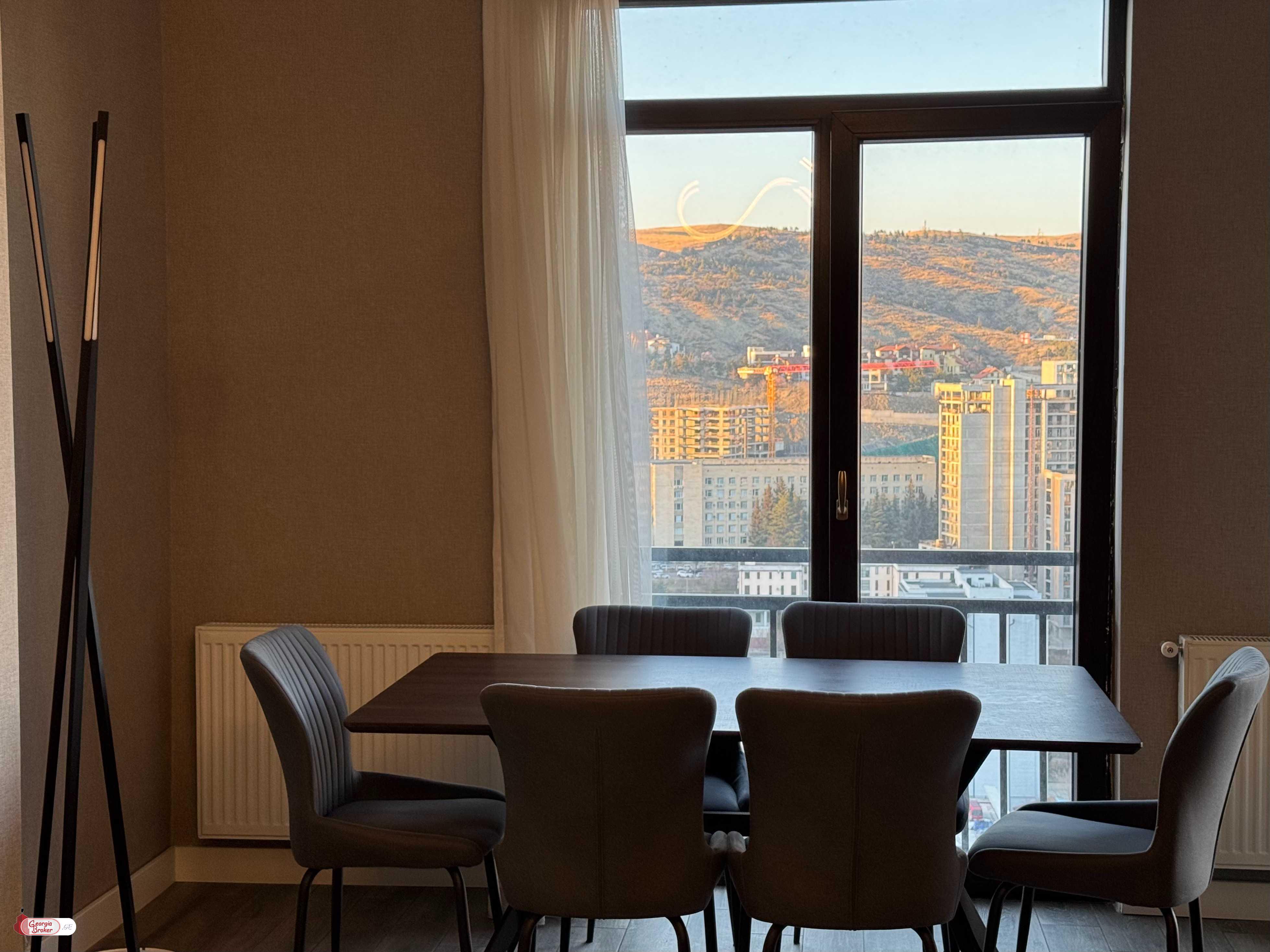 nearly repaired 2-room apartment for sale