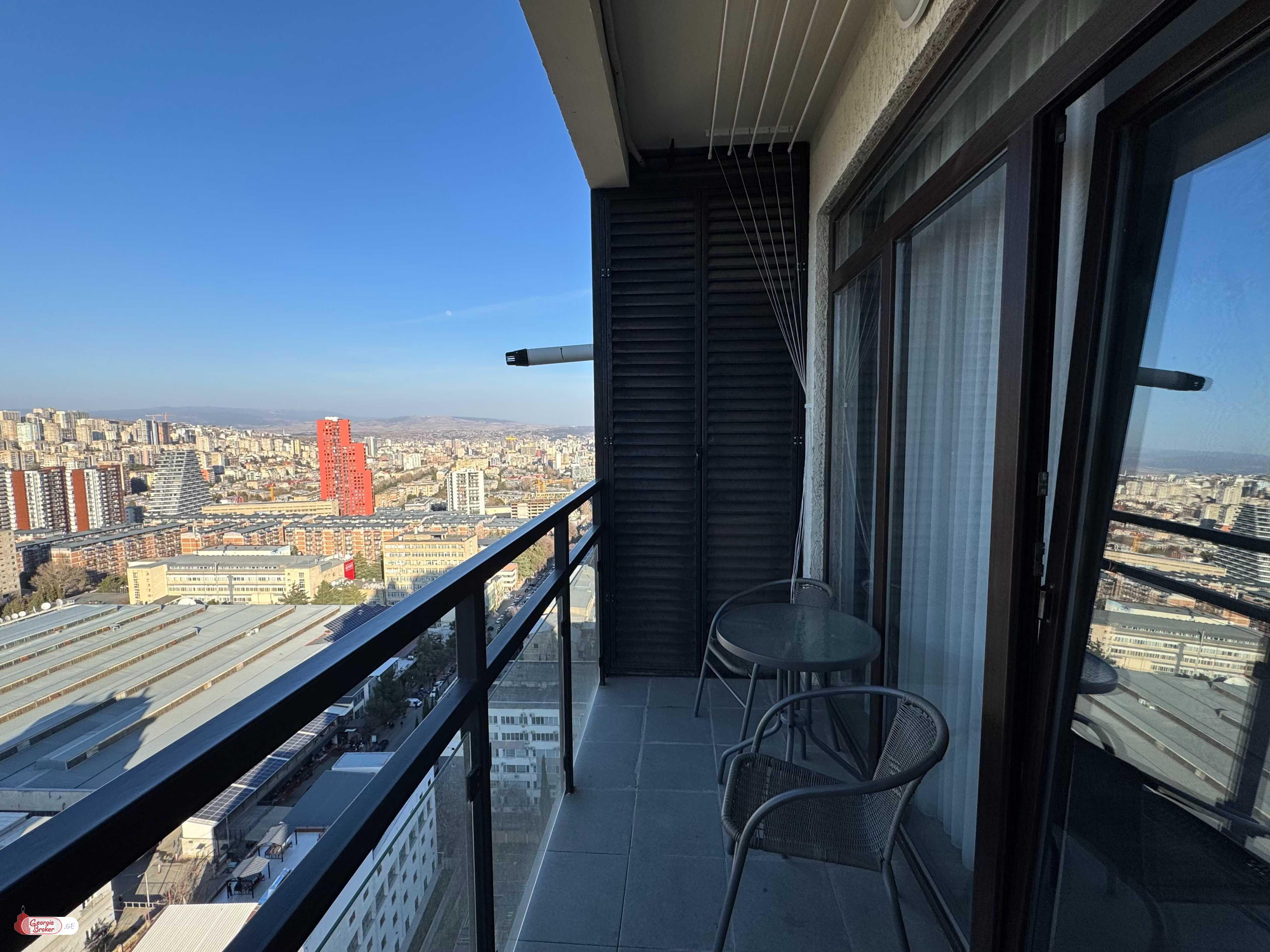 nearly repaired 2-room apartment for sale