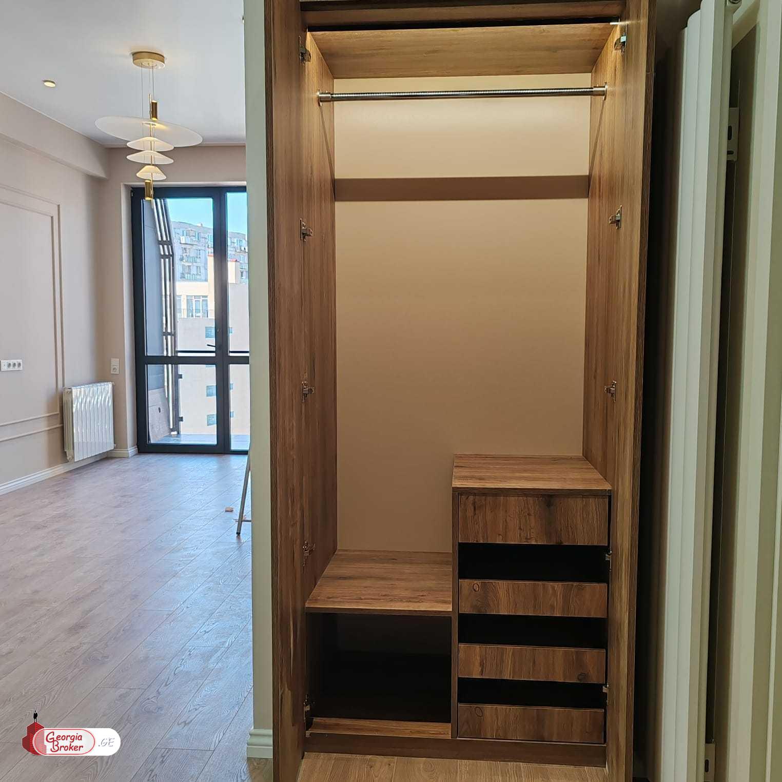 nearly repaired 2-room apartment for sale