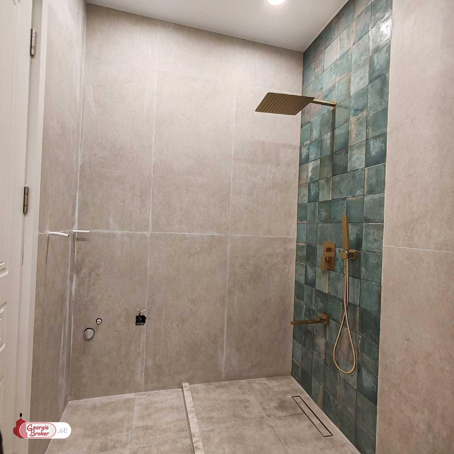 nearly repaired 2-room apartment for sale