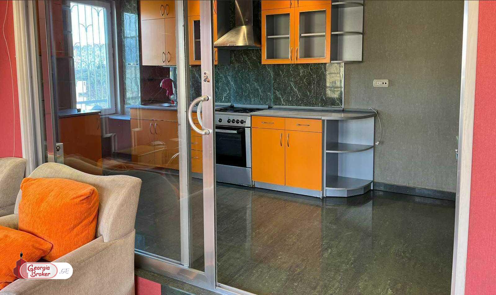 იყიდება ახალი გარემონტებული 3 ოთახიანი ბინა