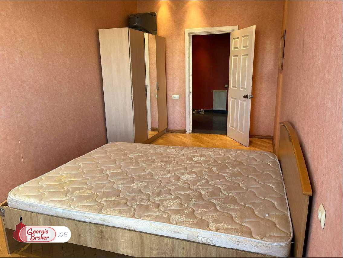 იყიდება ახალი გარემონტებული 3 ოთახიანი ბინა