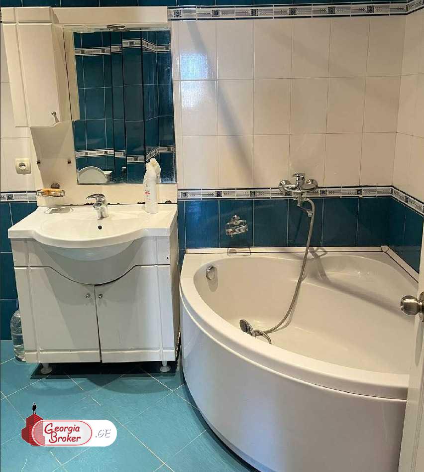 იყიდება ახალი გარემონტებული 3 ოთახიანი ბინა