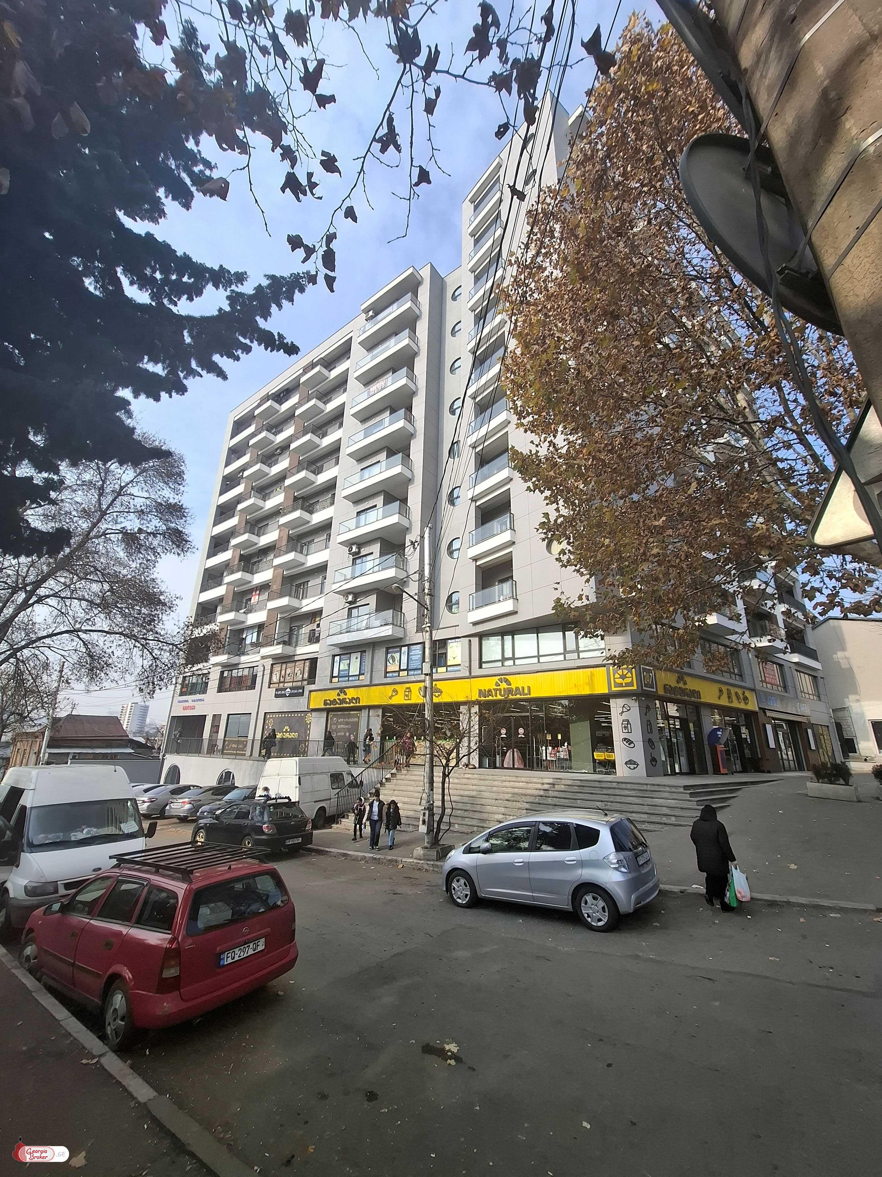 продается квартира новостройка 3-комнаты