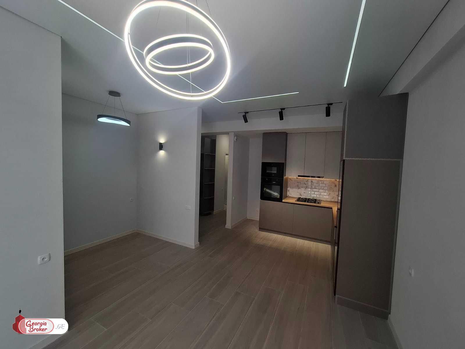 იყიდება ახალი გარემონტებული 3 ოთახიანი ბინა