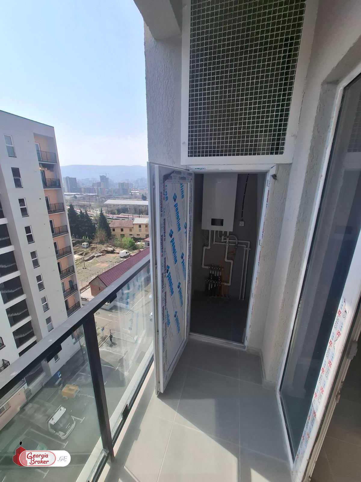 იყიდება ახალი გარემონტებული 3 ოთახიანი ბინა