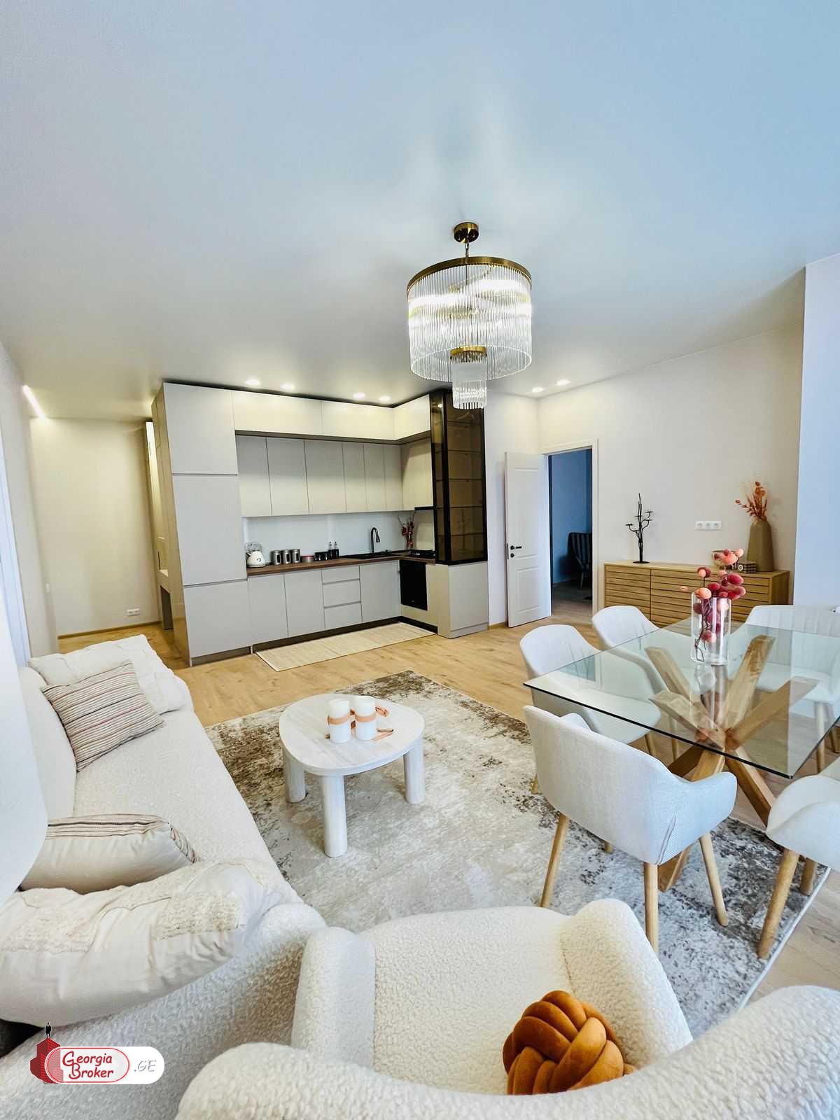 nearly repaired 3-room apartment for sale