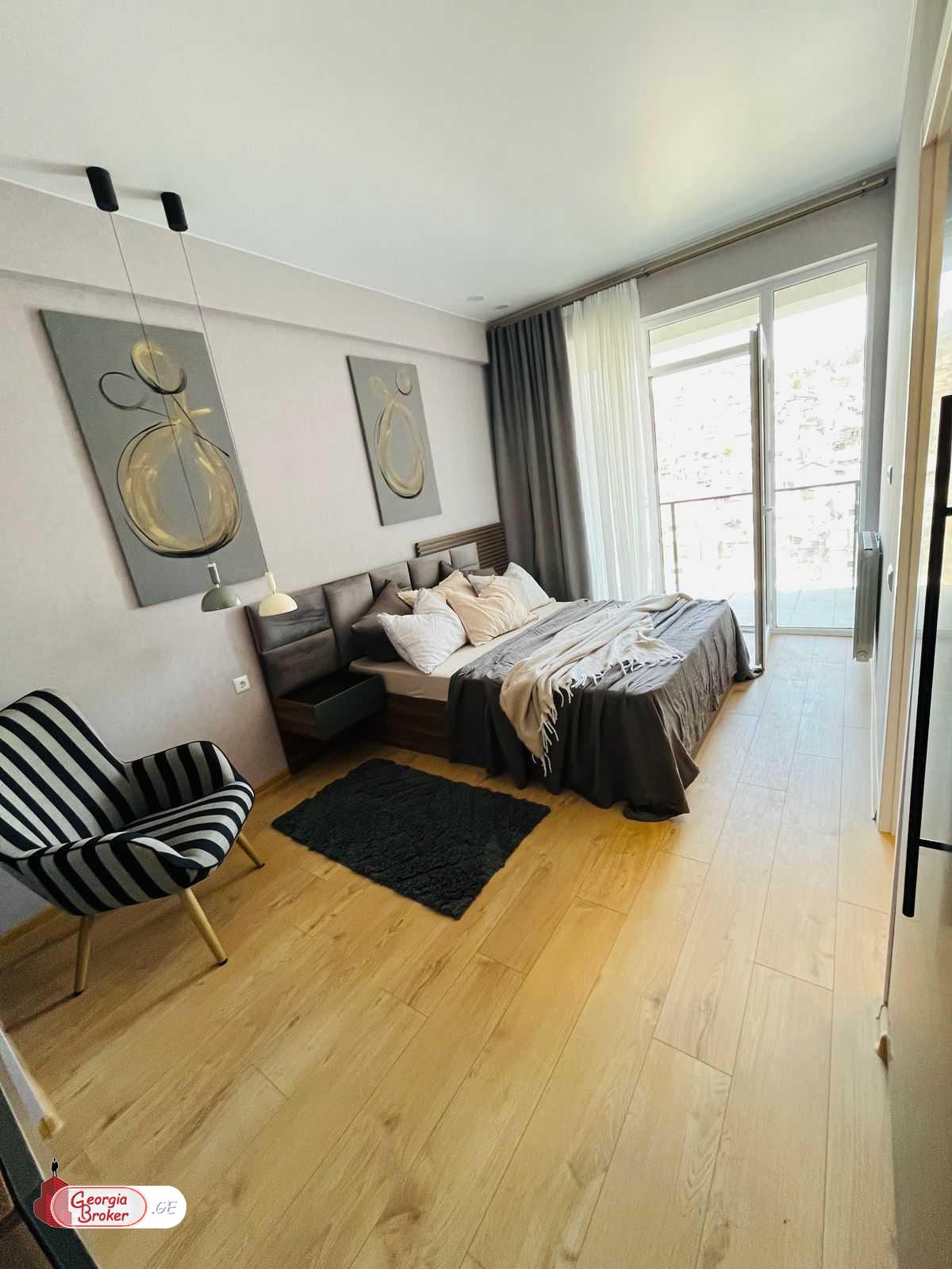 nearly repaired 3-room apartment for sale