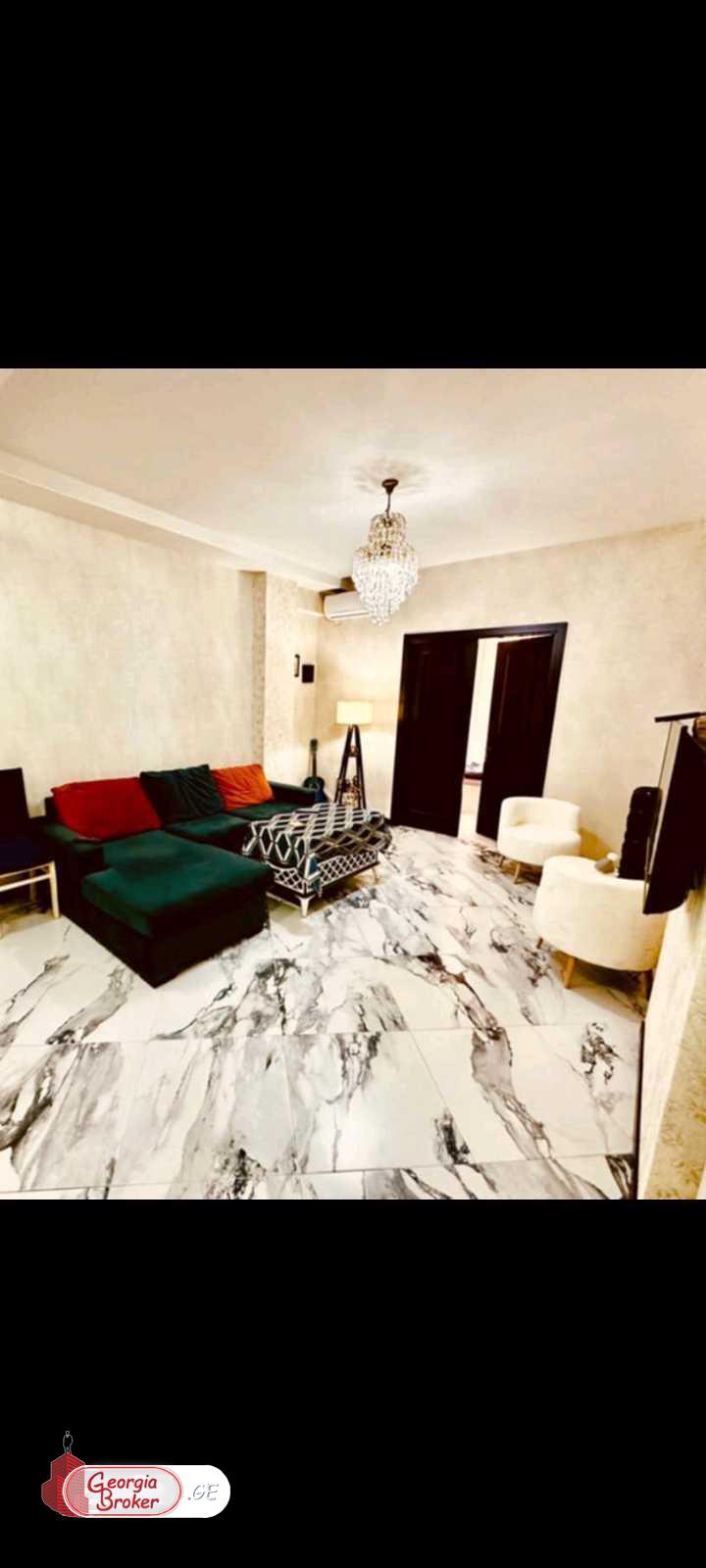 იყიდება ახალი გარემონტებული 4 ოთახიანი ბინა