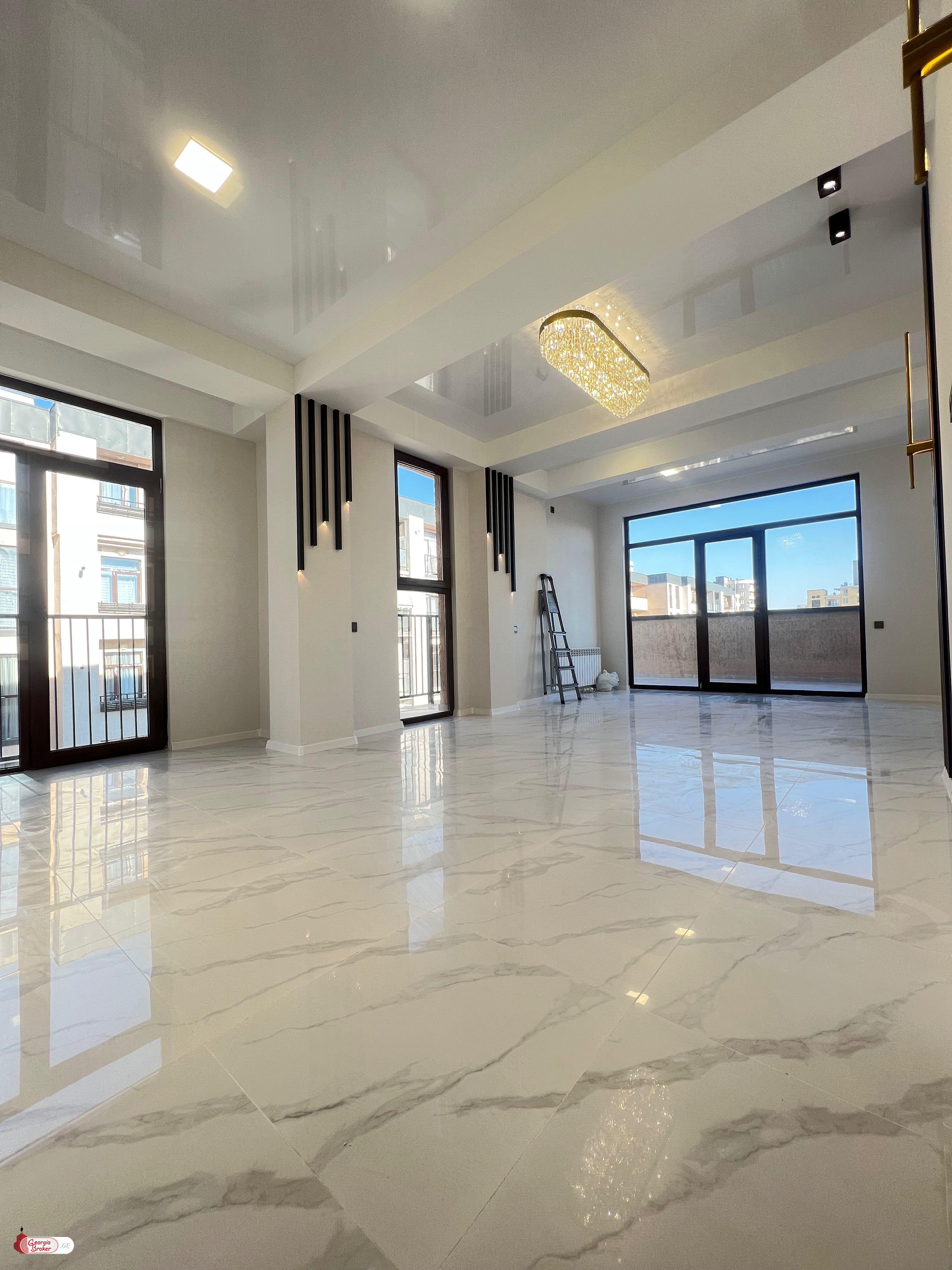 იყიდება ახალი გარემონტებული 4 ოთახიანი ბინა