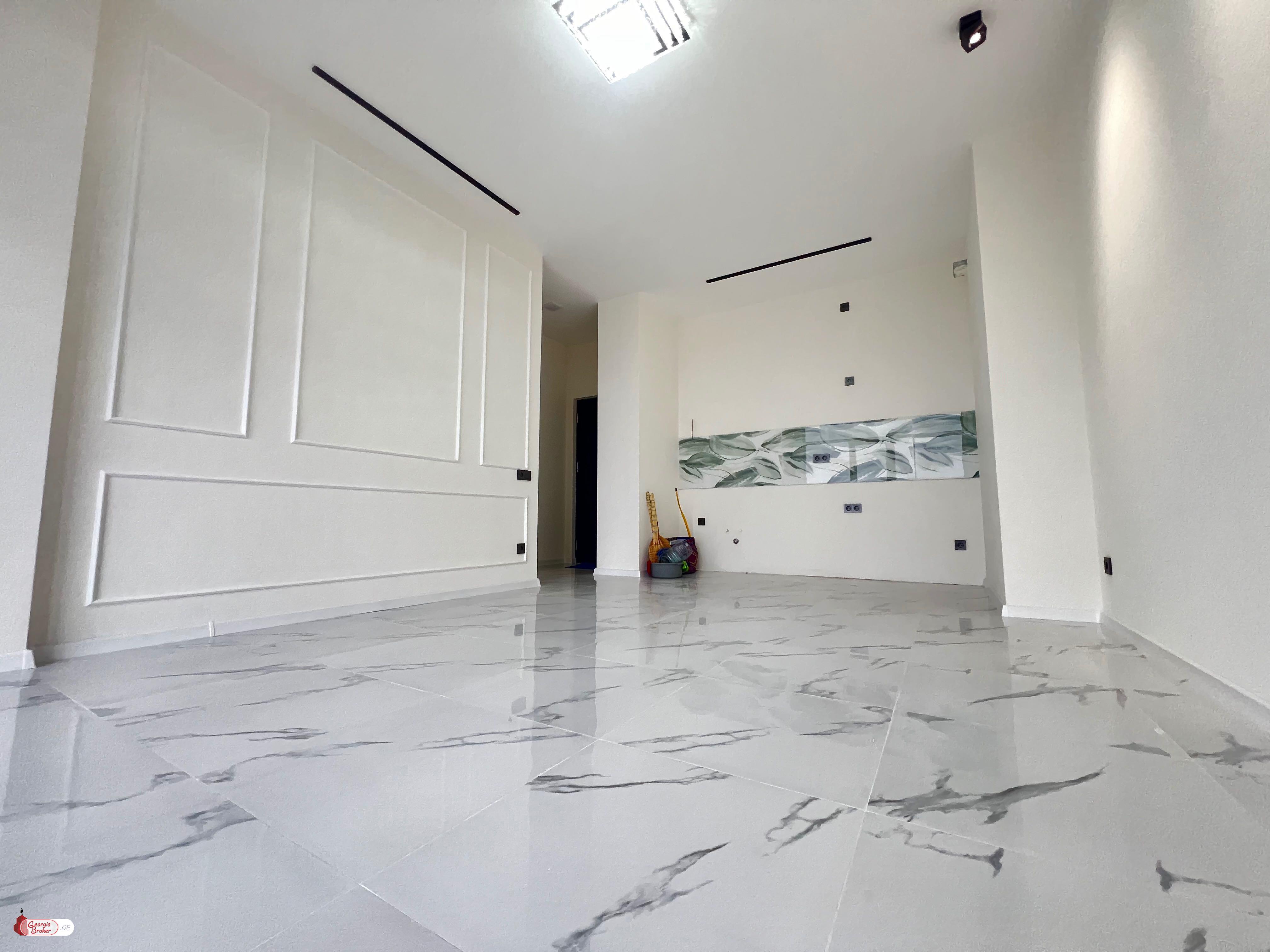 იყიდება ახალი გარემონტებული 2 ოთახიანი ბინა