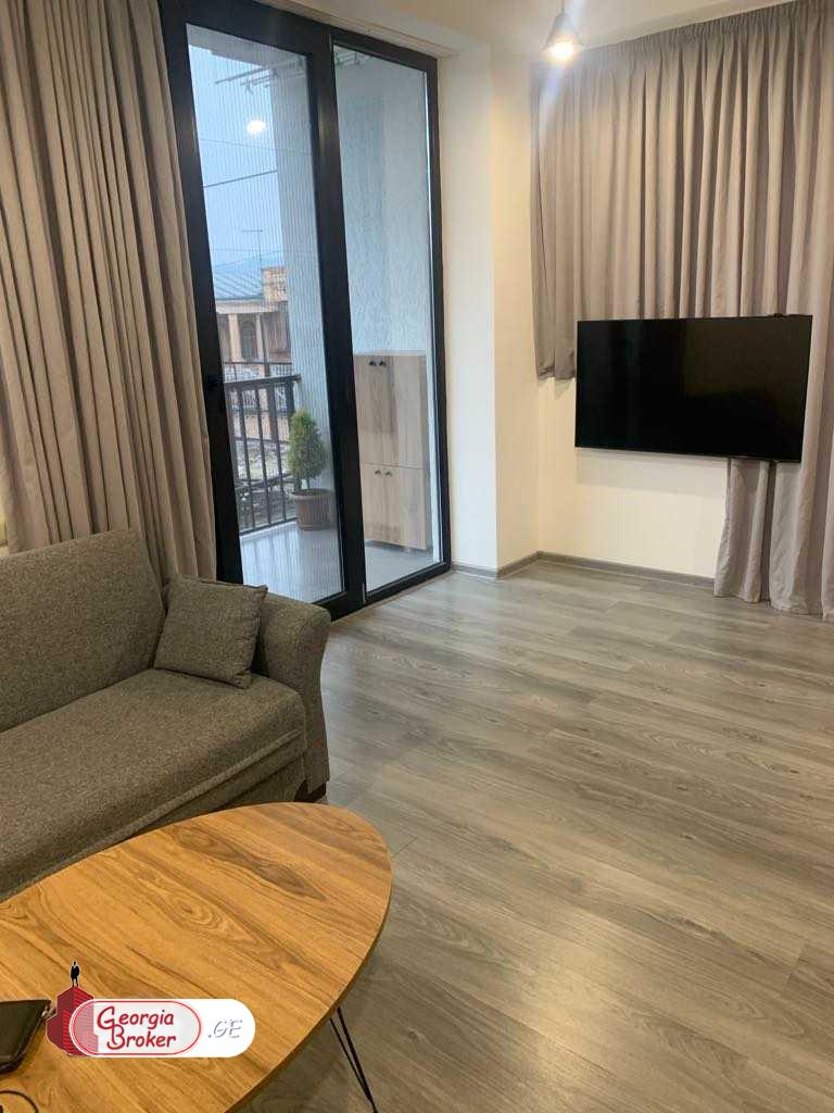 იყიდება ახალი გარემონტებული 2 ოთახიანი ბინა