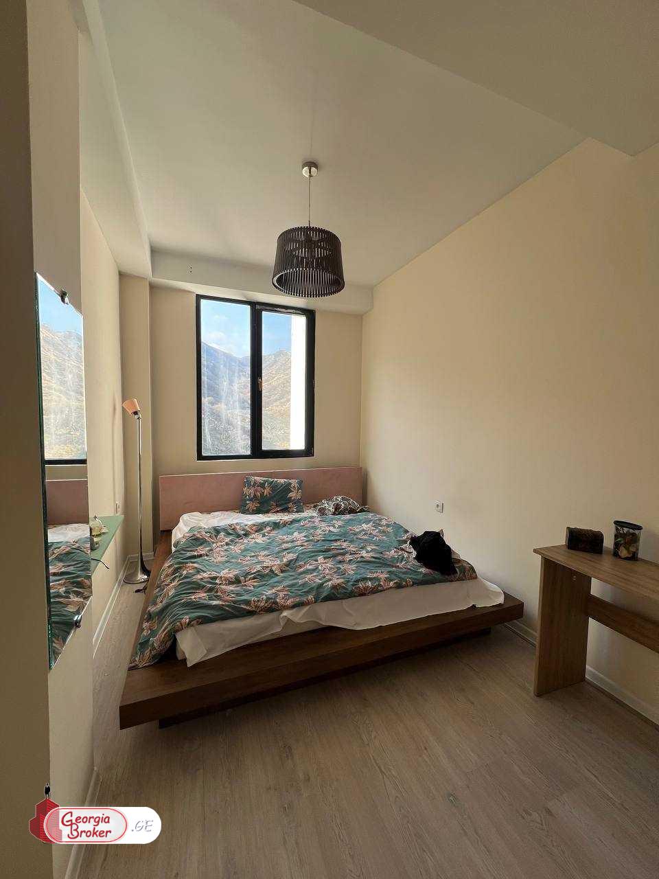 продается квартира с новым ремонтом 2-комнаты