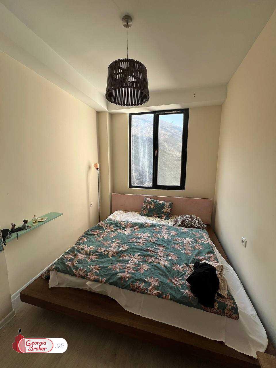 продается квартира с новым ремонтом 2-комнаты