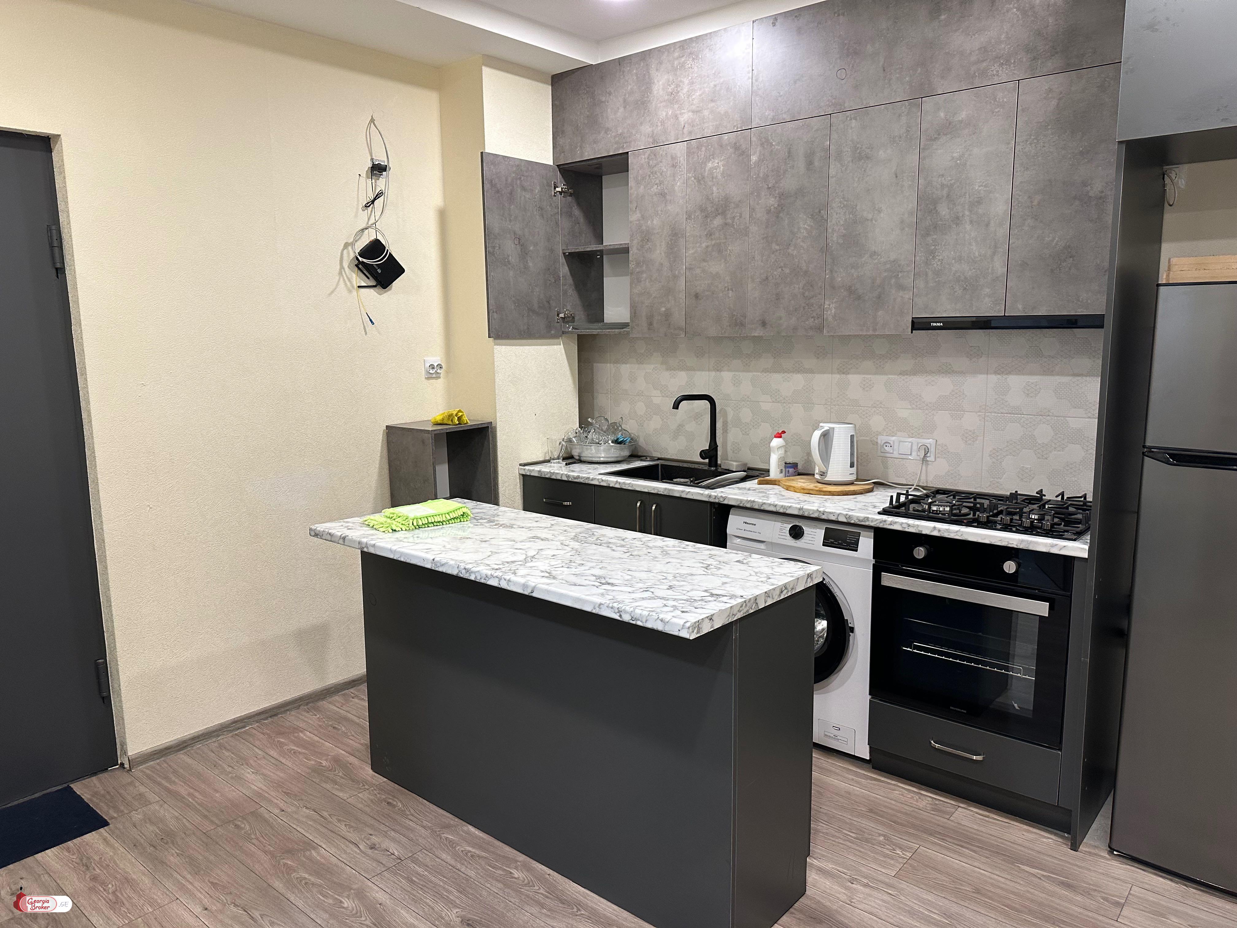 nearly repaired 2-room apartment for sale