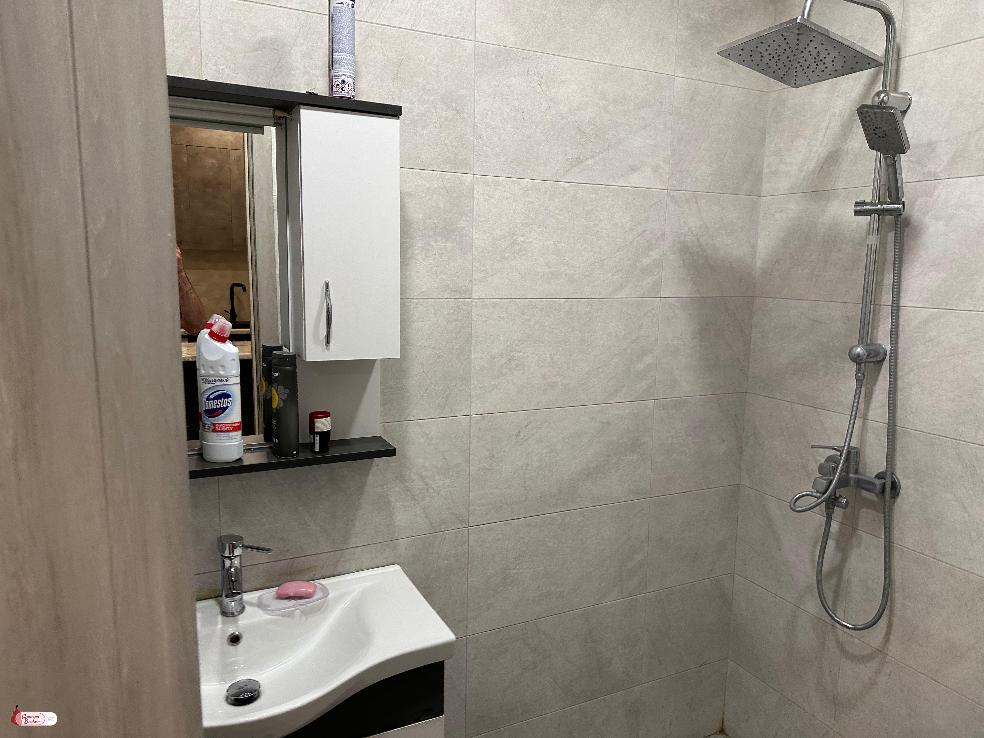 nearly repaired 2-room apartment for sale