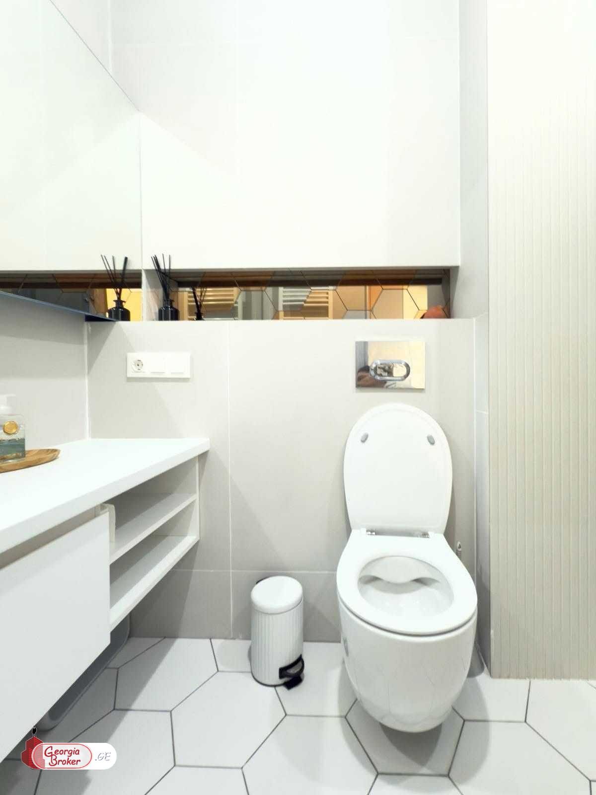 იყიდება ახალი გარემონტებული 2 ოთახიანი ბინა