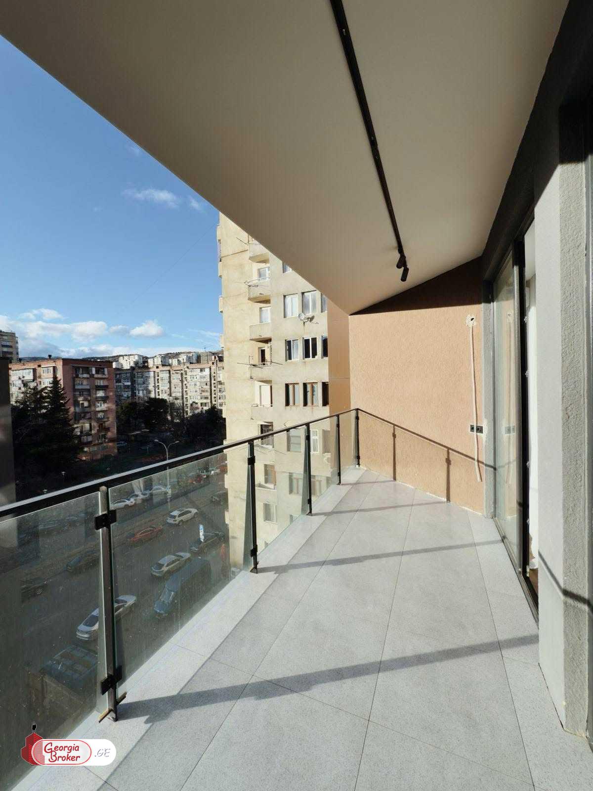 იყიდება ახალი გარემონტებული 2 ოთახიანი ბინა