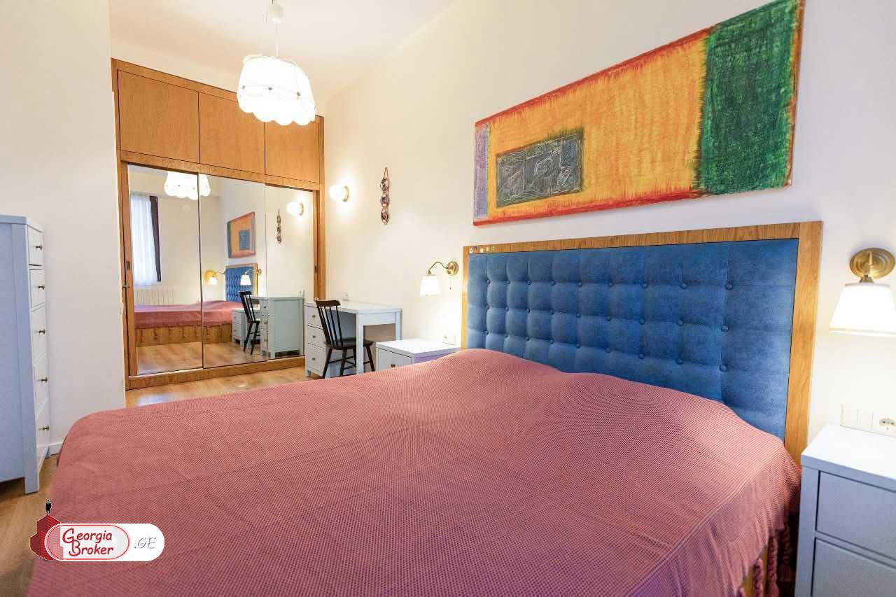 nearly repaired 3-room apartment for sale