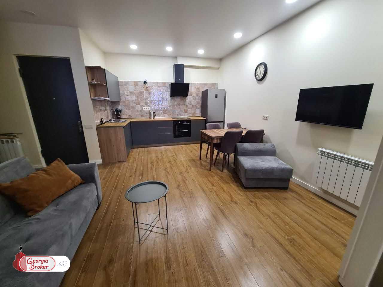 nearly repaired 3-room apartment for sale